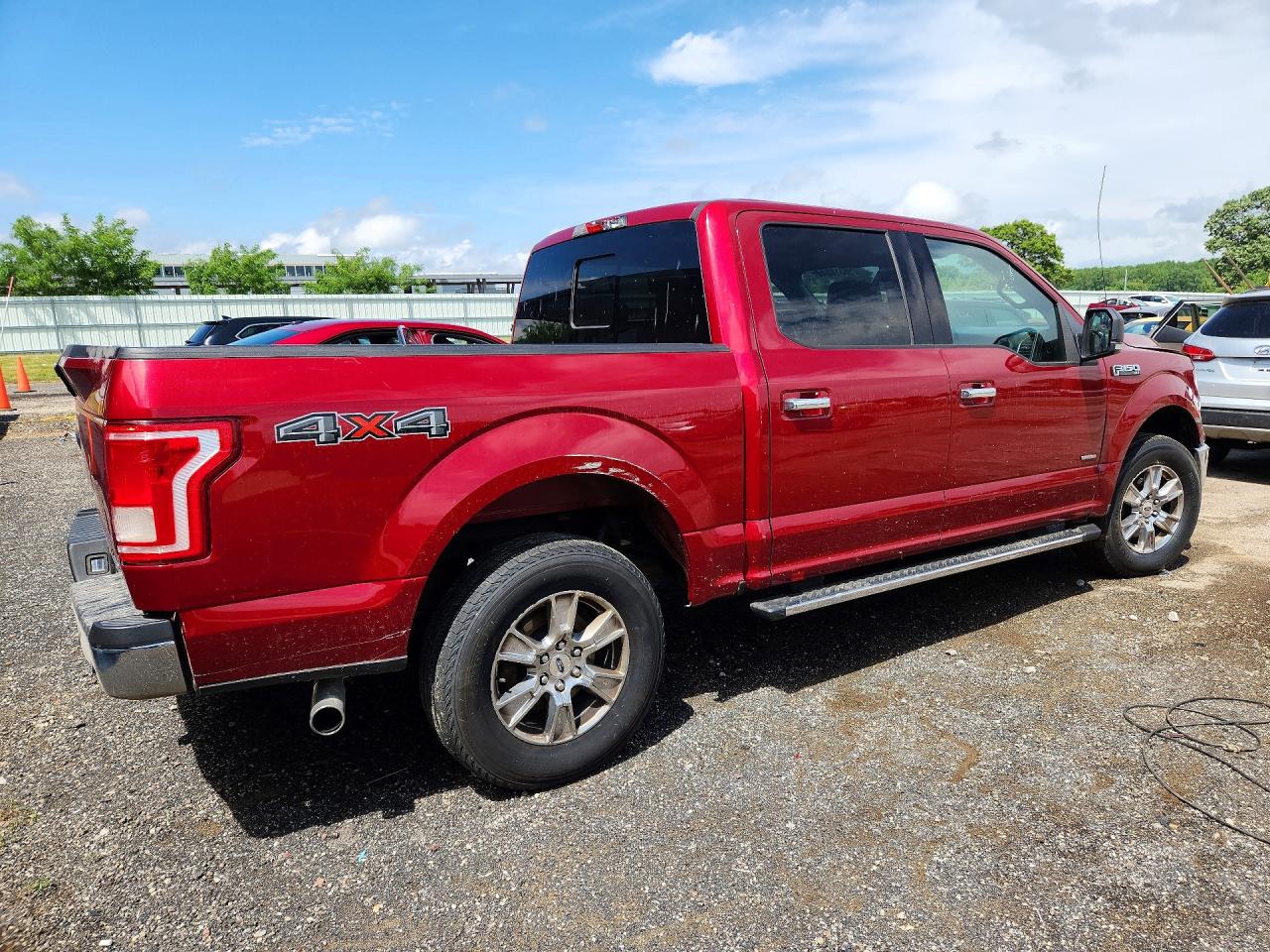 2015 Ford F150 Supercrew Red vin: 1FTEW1EP3FKF09027
