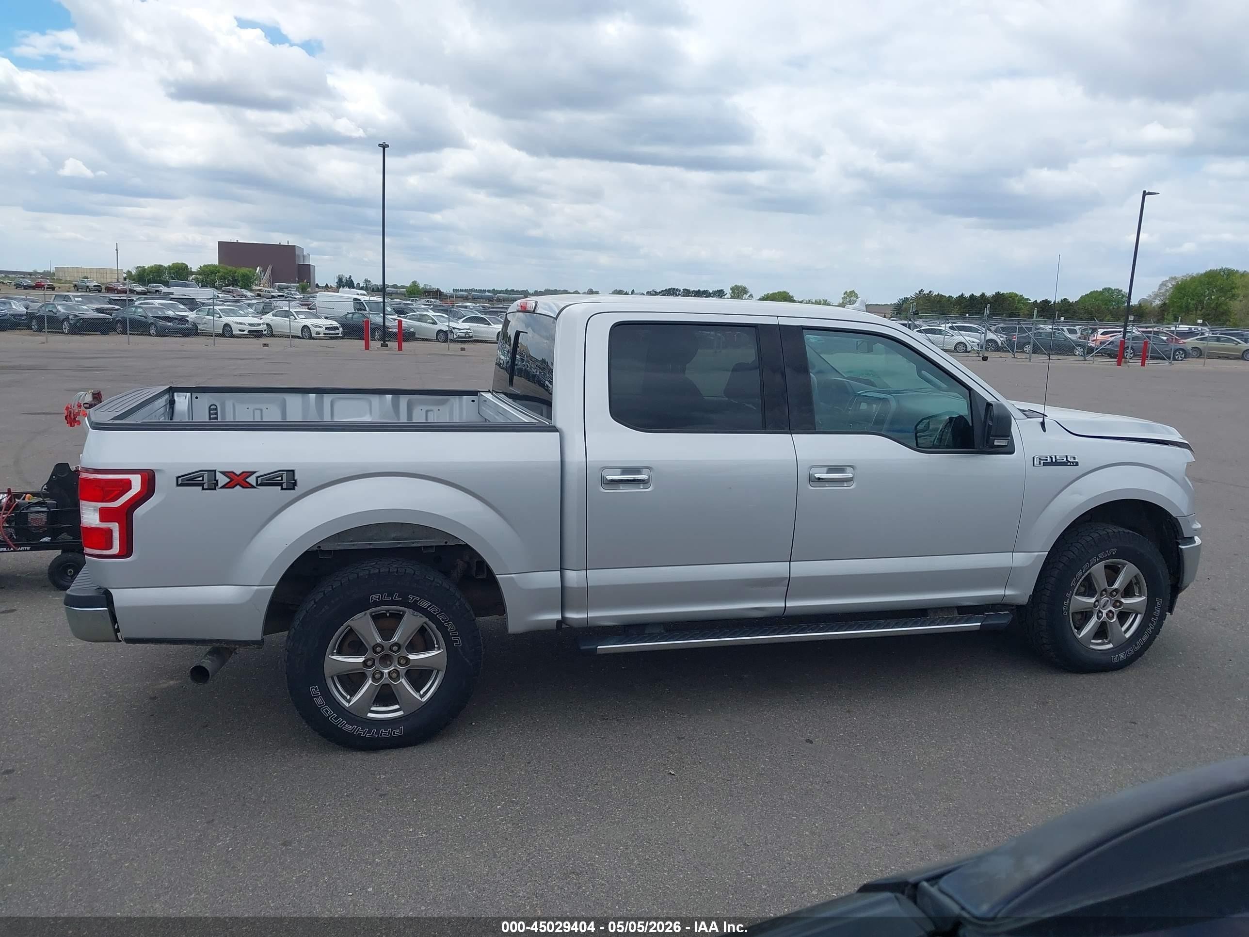 2018 Ford F-150 Xlt Белый vin: 1FTEW1EP3JKE00107