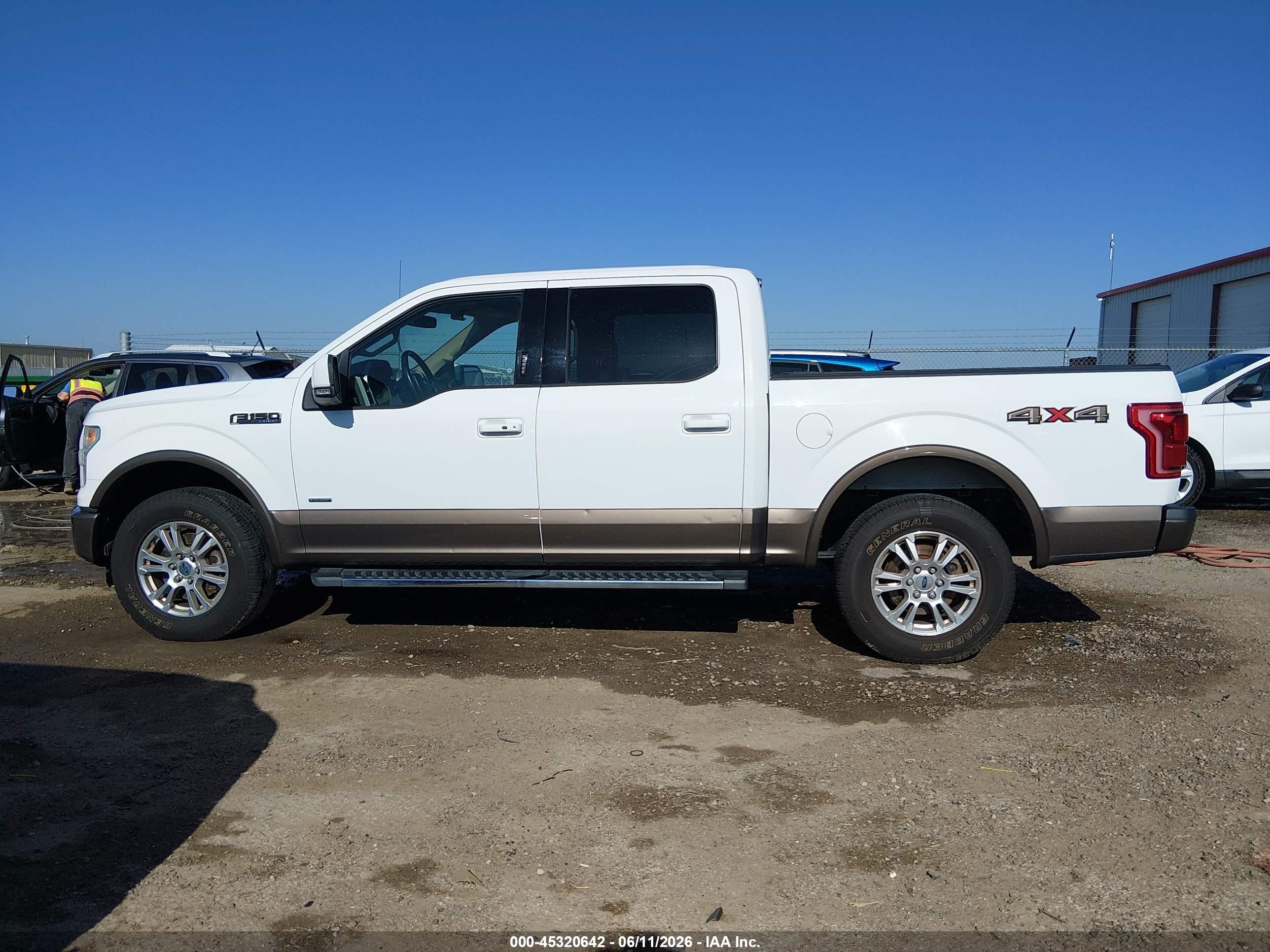 2015 Ford F-150 Lariat Белый vin: 1FTEW1EP4FFA62216