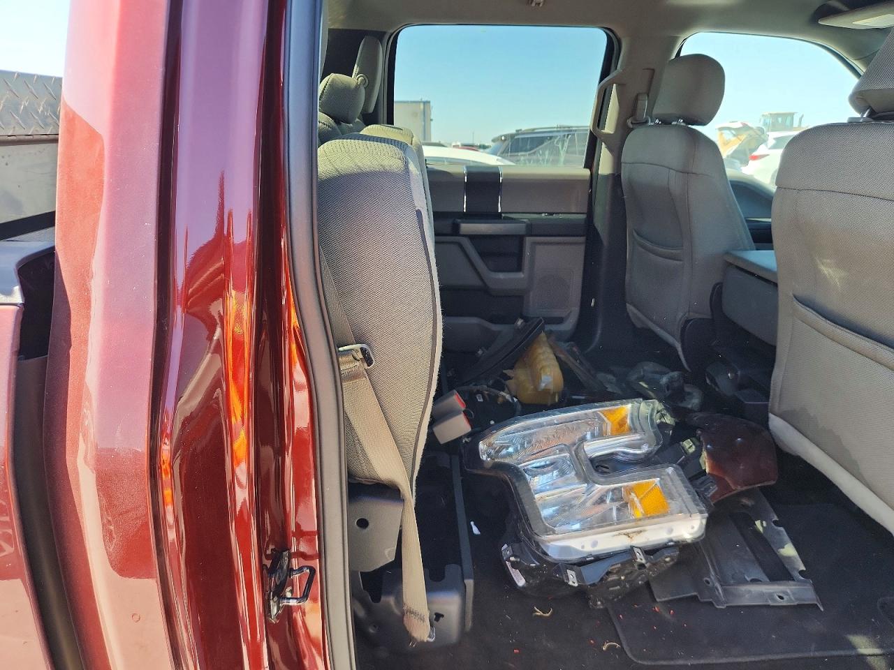 2015 Ford F150 Supercrew Burgundy vin: 1FTEW1EP5FFA89540