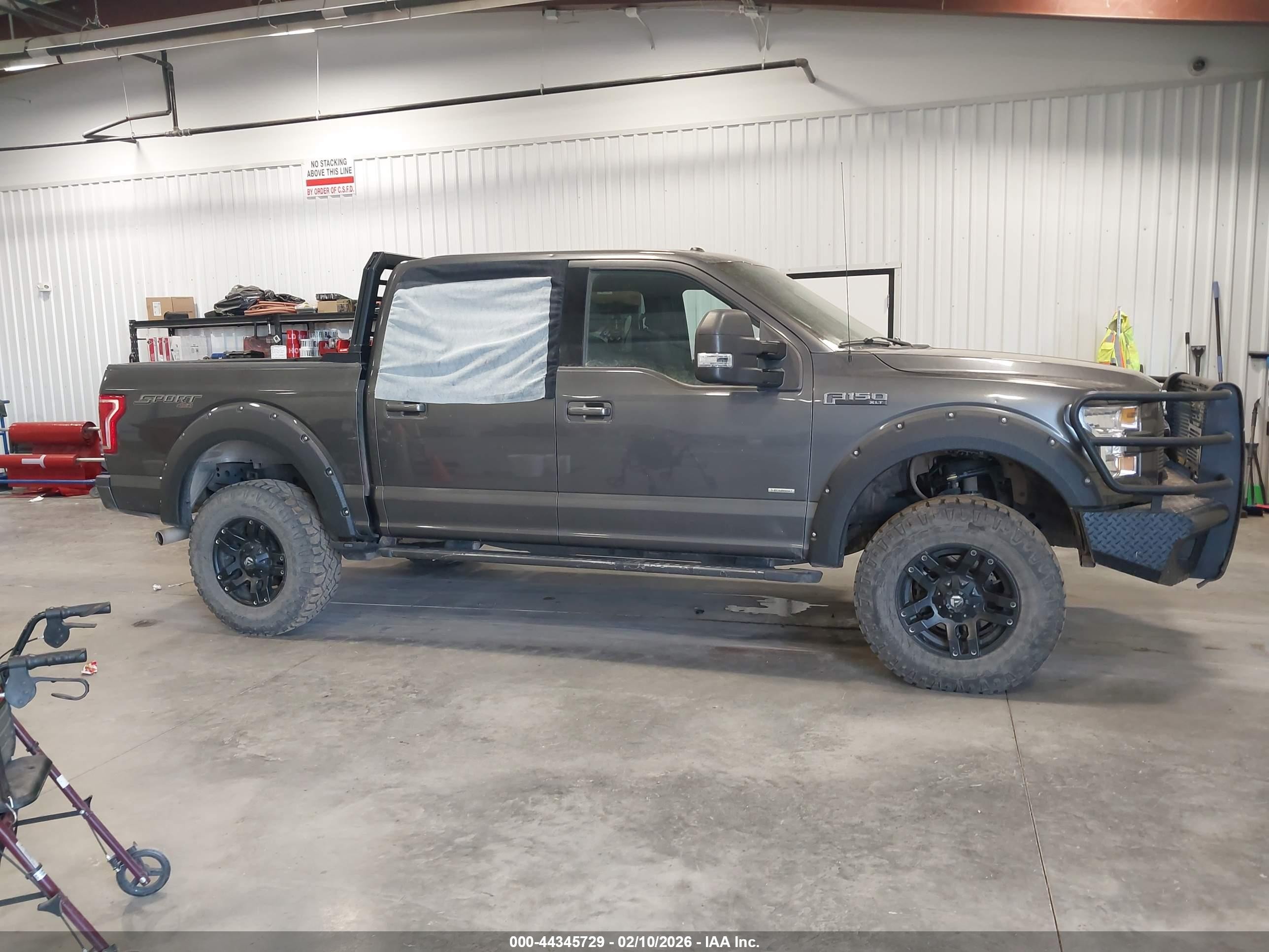 2015 Ford F-150 Xlt Серый vin: 1FTEW1EP7FKD27783
