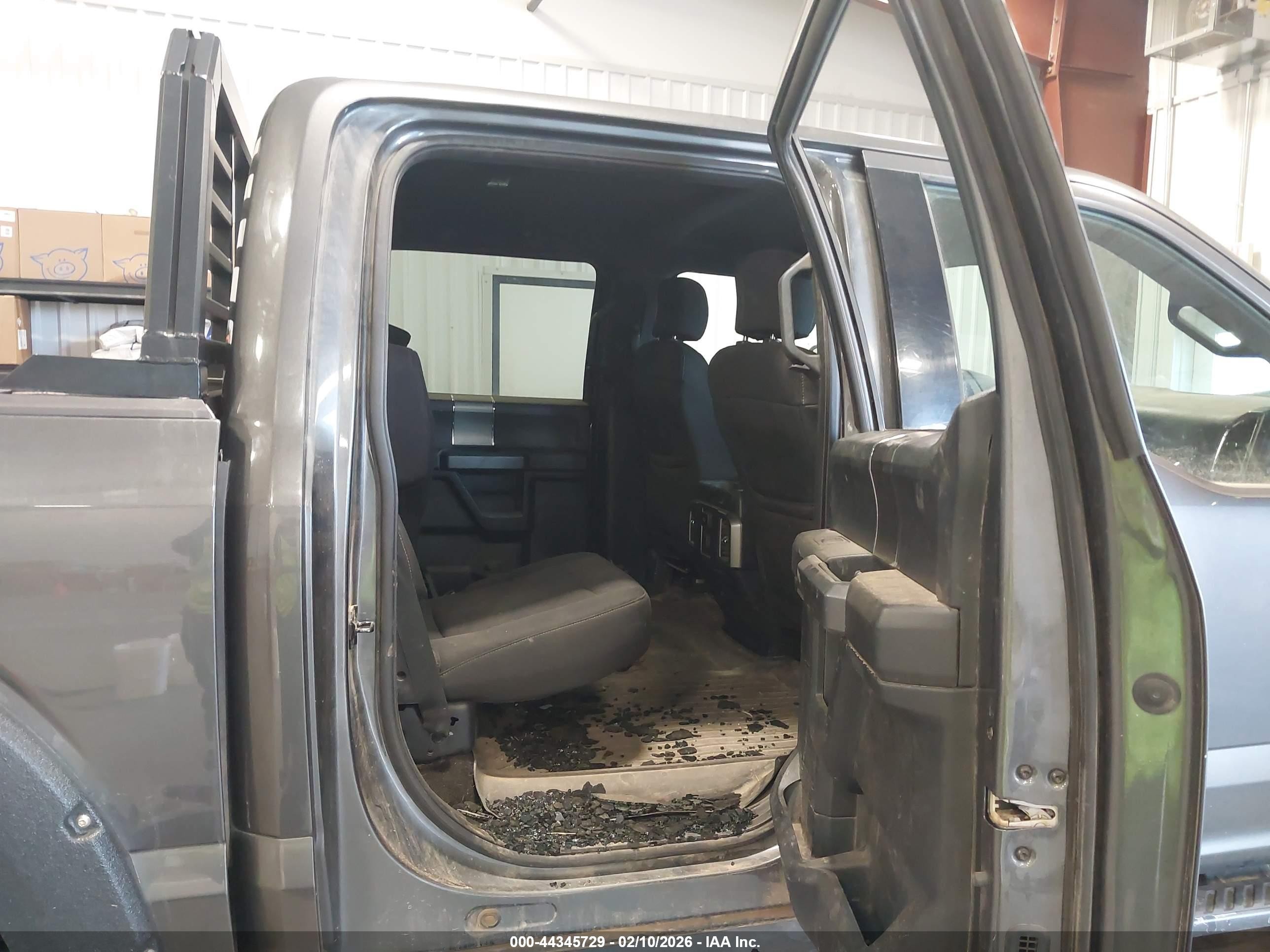 2015 Ford F-150 Xlt Серый vin: 1FTEW1EP7FKD27783