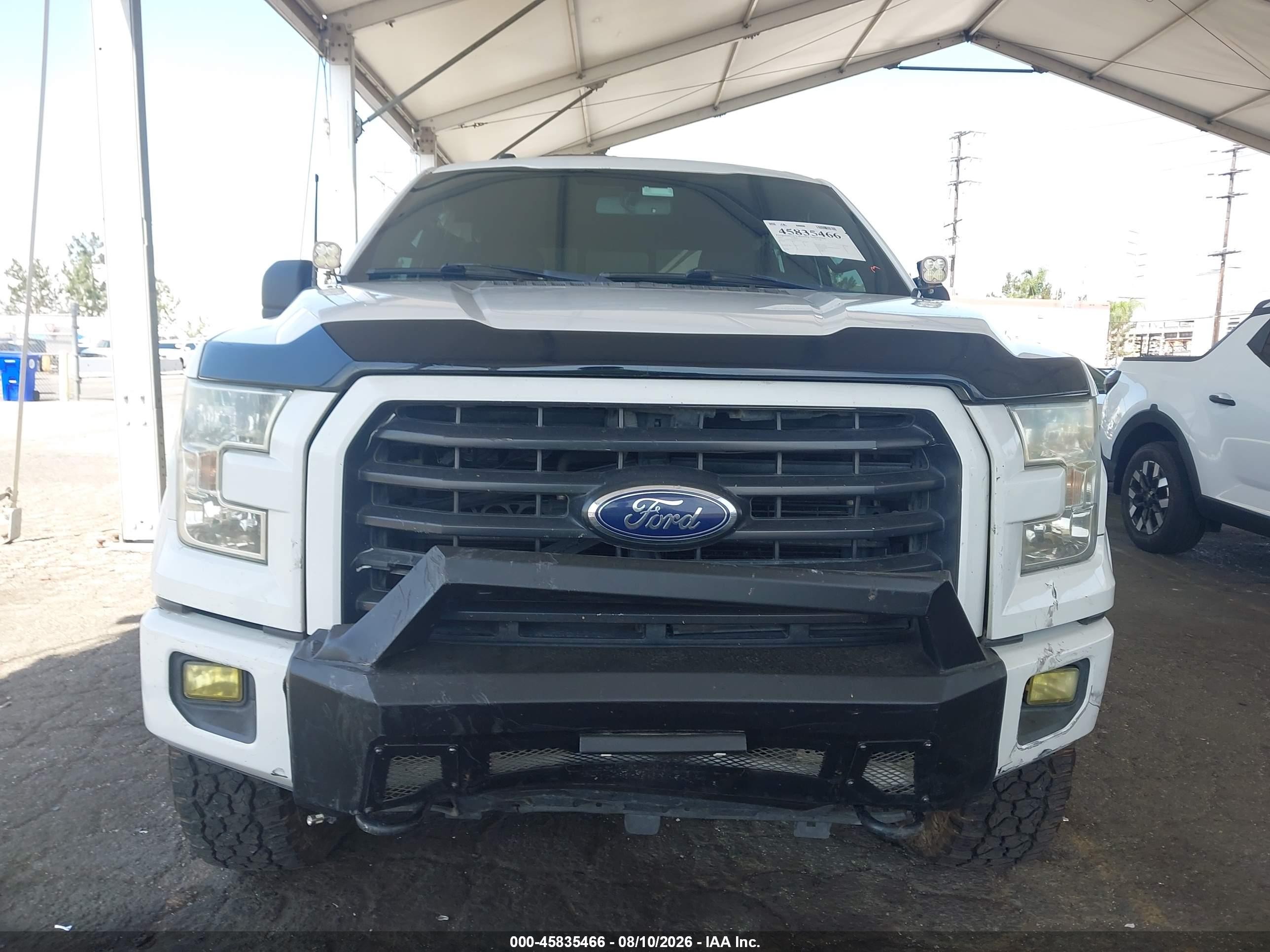 2015 Ford F-150 Xlt White vin: 1FTEW1EP7FKD72710