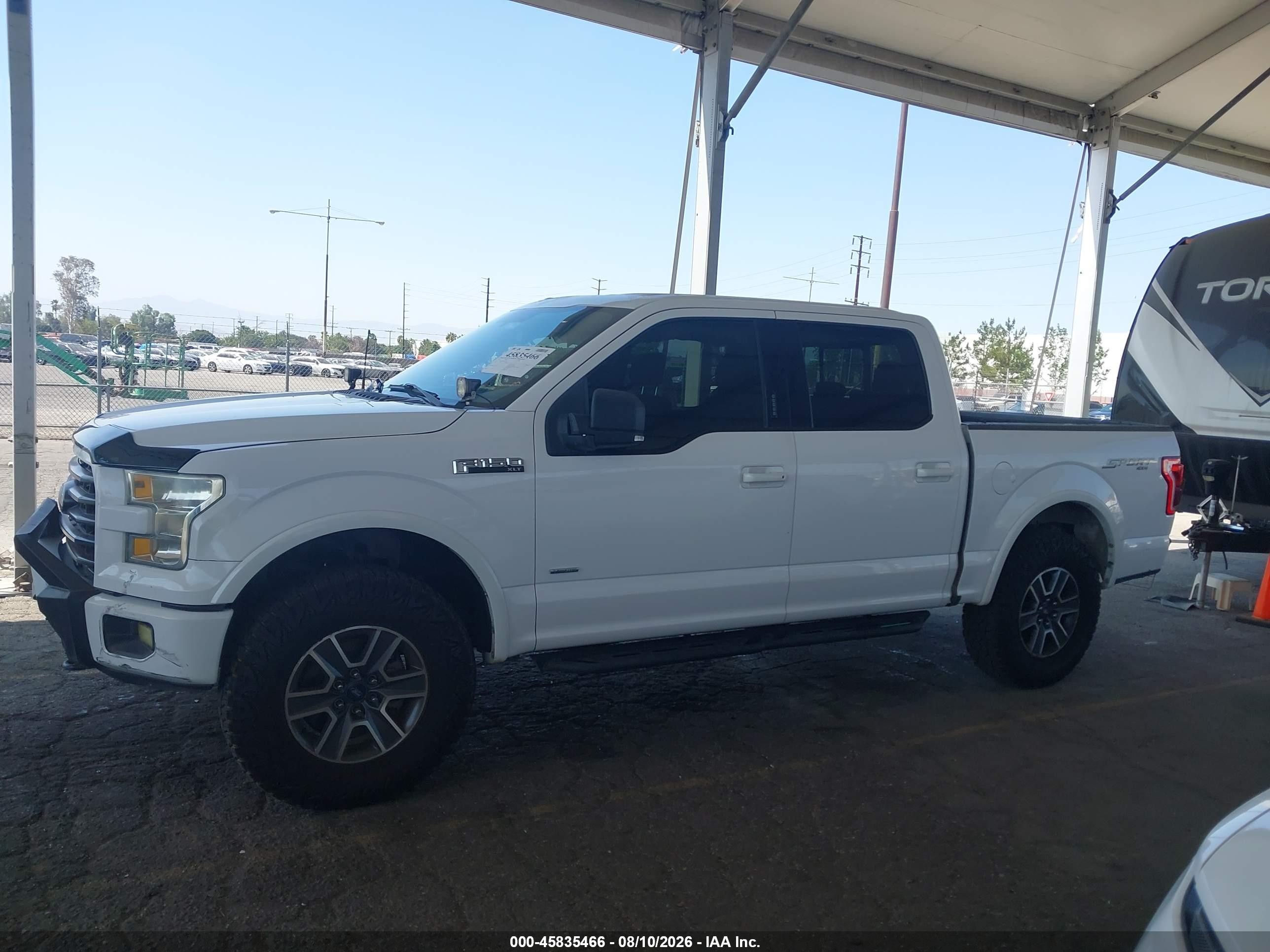 2015 Ford F-150 Xlt White vin: 1FTEW1EP7FKD72710