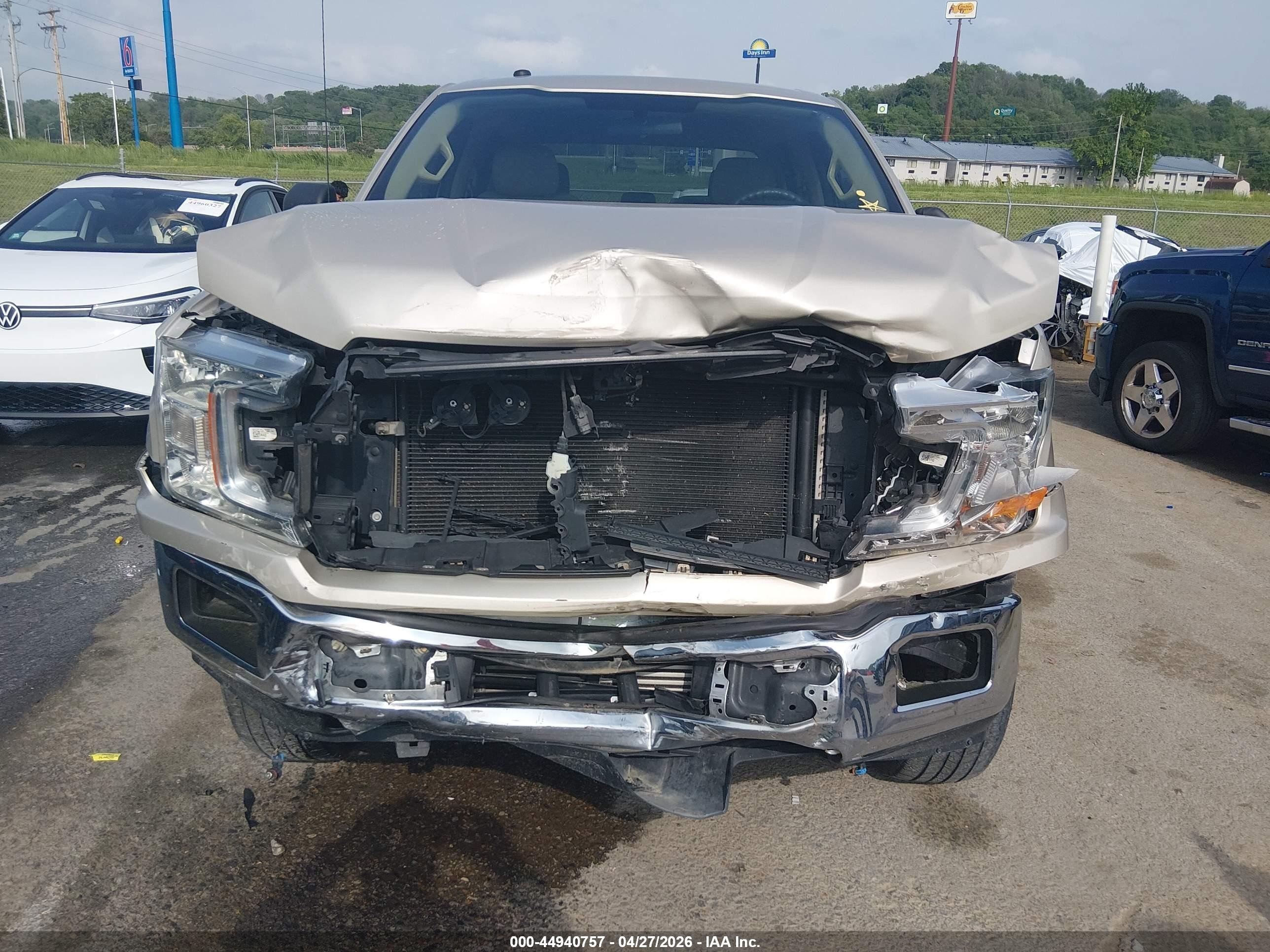 2018 Ford F-150 Xlt Gold vin: 1FTEW1EP7JKF03823