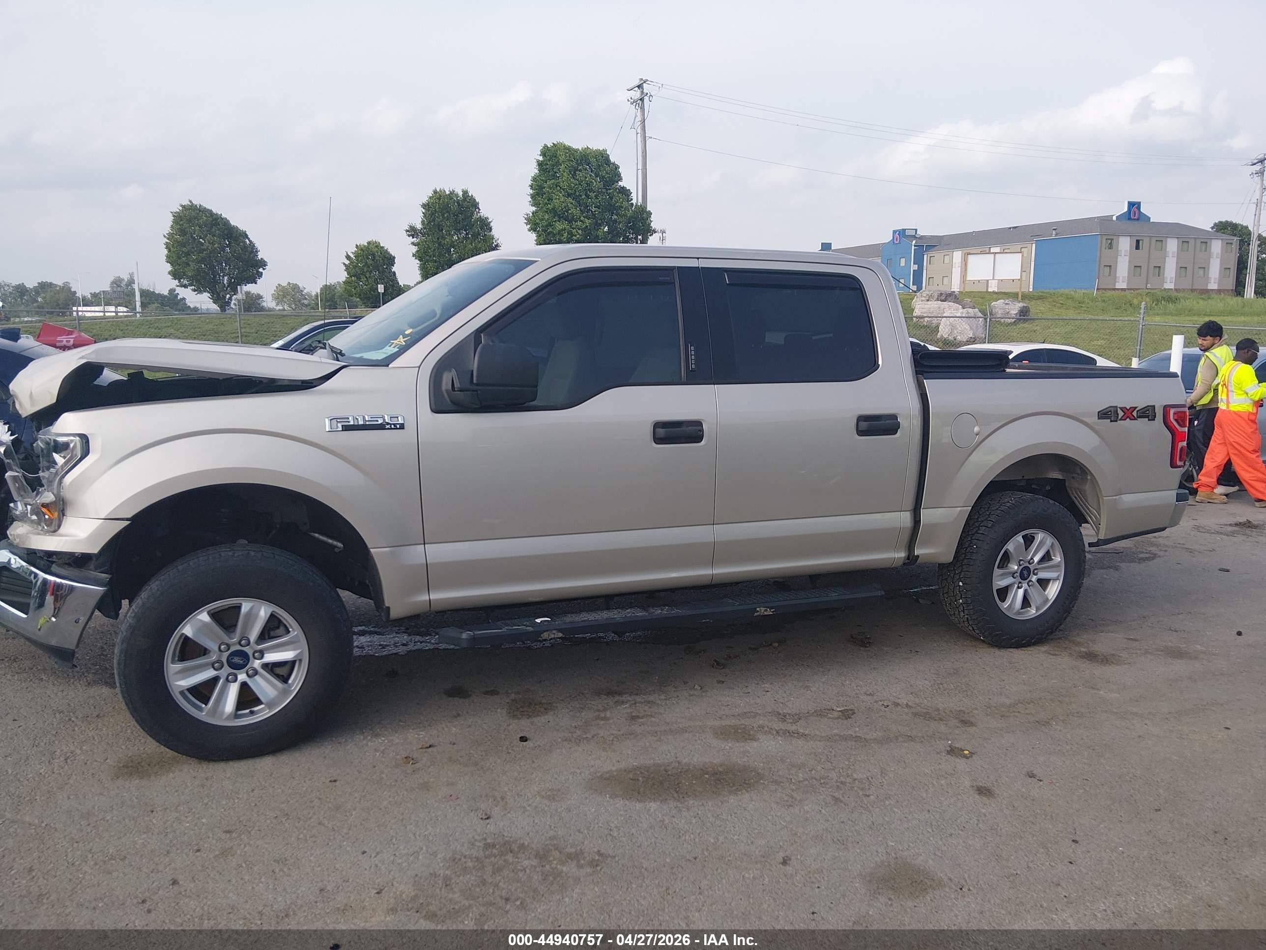 2018 Ford F-150 Xlt Gold vin: 1FTEW1EP7JKF03823