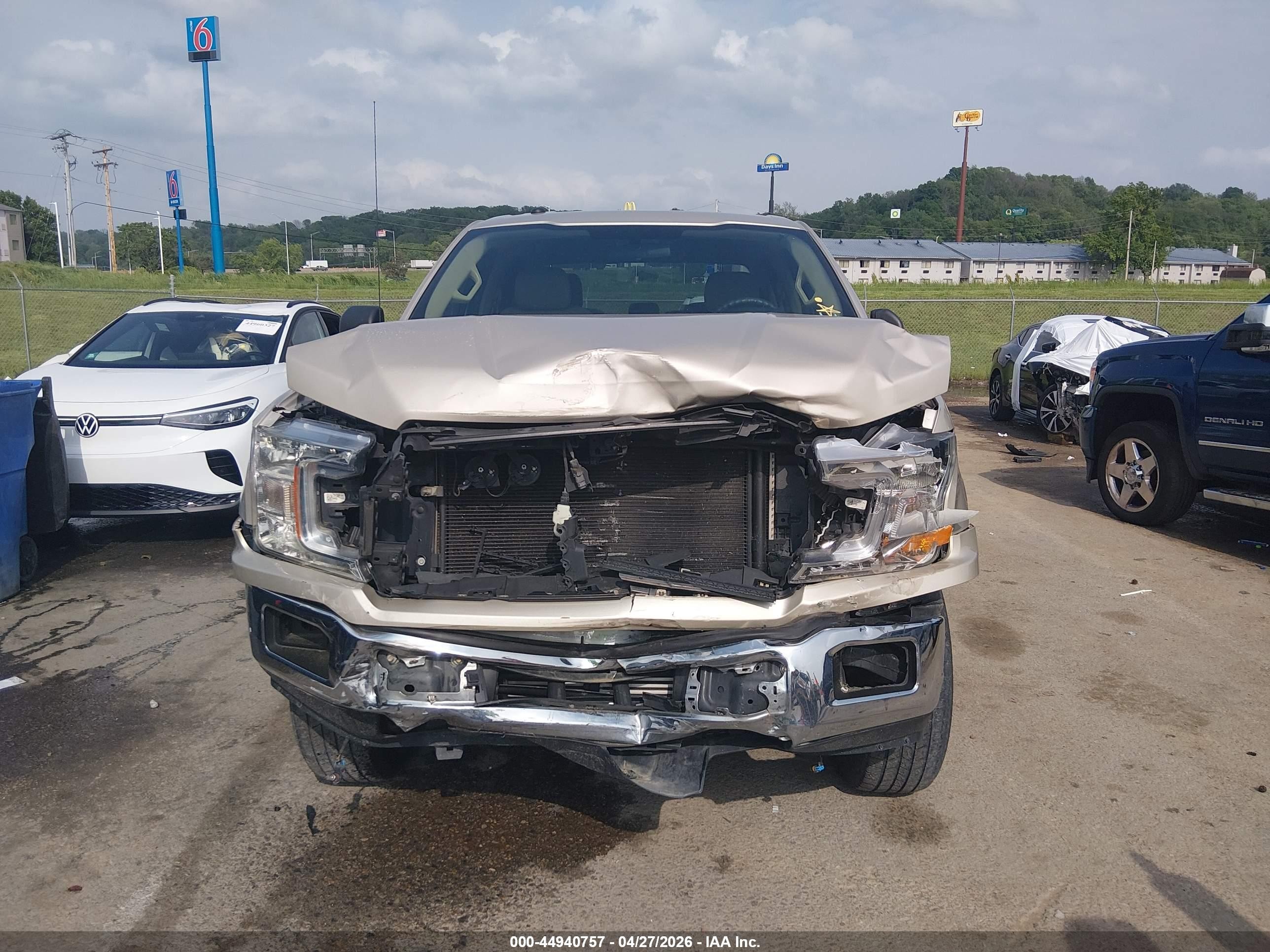 2018 Ford F-150 Xlt Gold vin: 1FTEW1EP7JKF03823