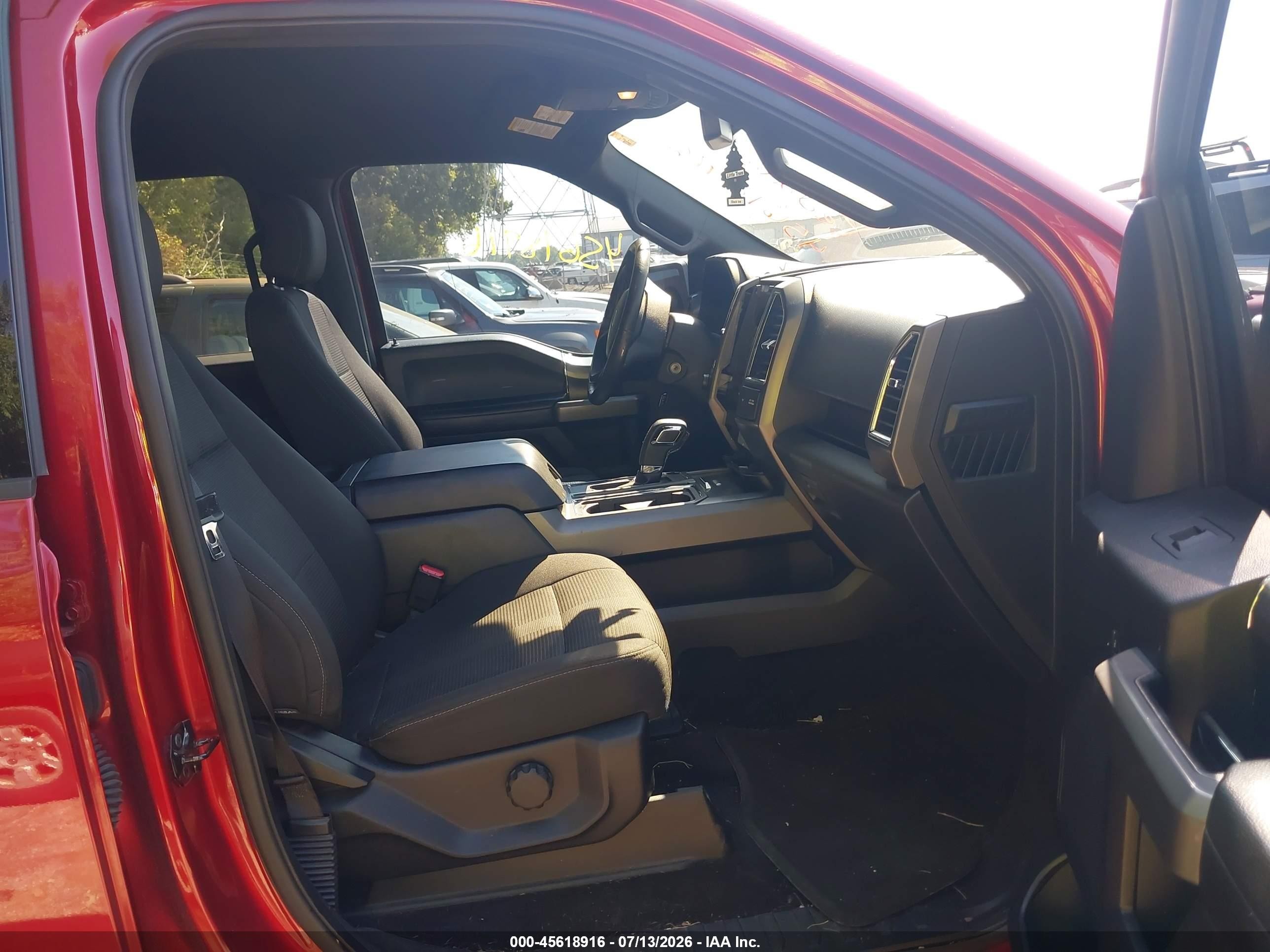 2015 Ford F-150 Xlt Red vin: 1FTEW1EP8FFB60813