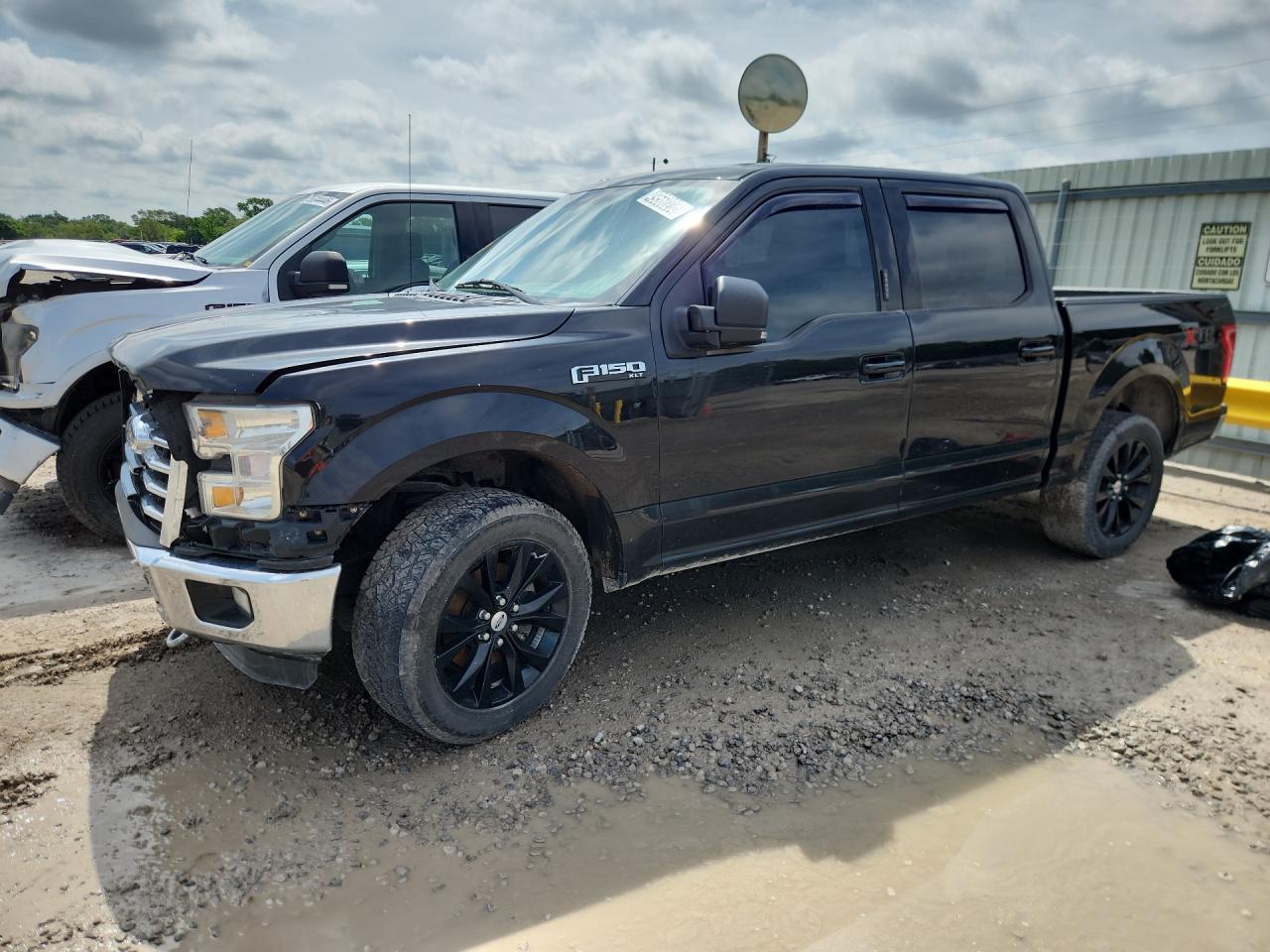 2015 Ford F150 Supercrew Black vin: 1FTEW1EP8FKD38999 Damage: Left Head Lamp, Broken, Replacement Required