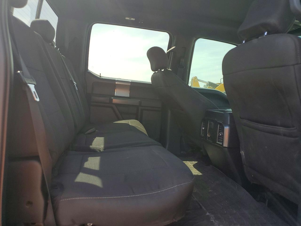 2016 Ford F150 Supercrew Black vin: 1FTEW1EP8GFA85614