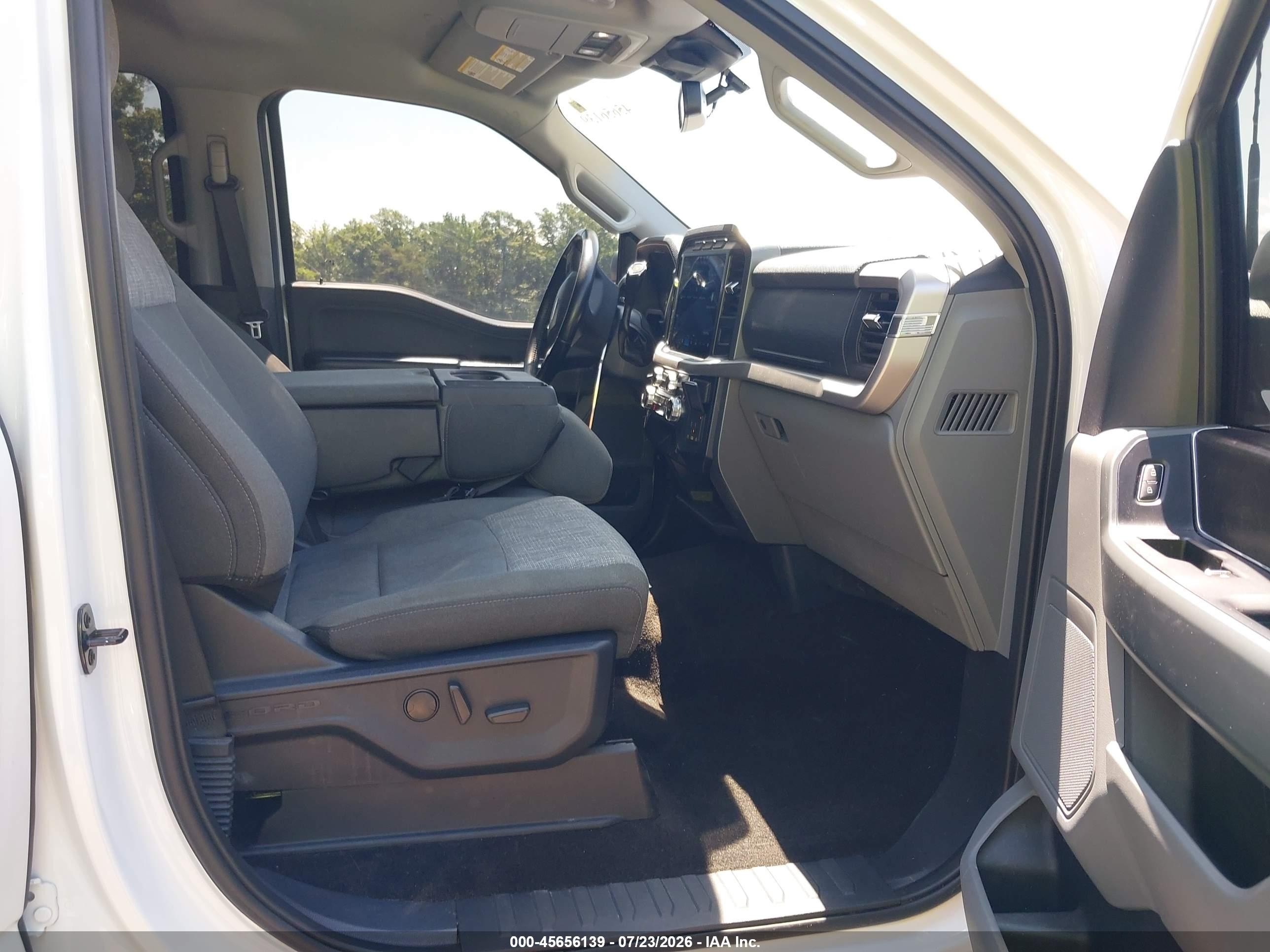2022 Ford F-150 Xlt White vin: 1FTEW1EP8NFC21298