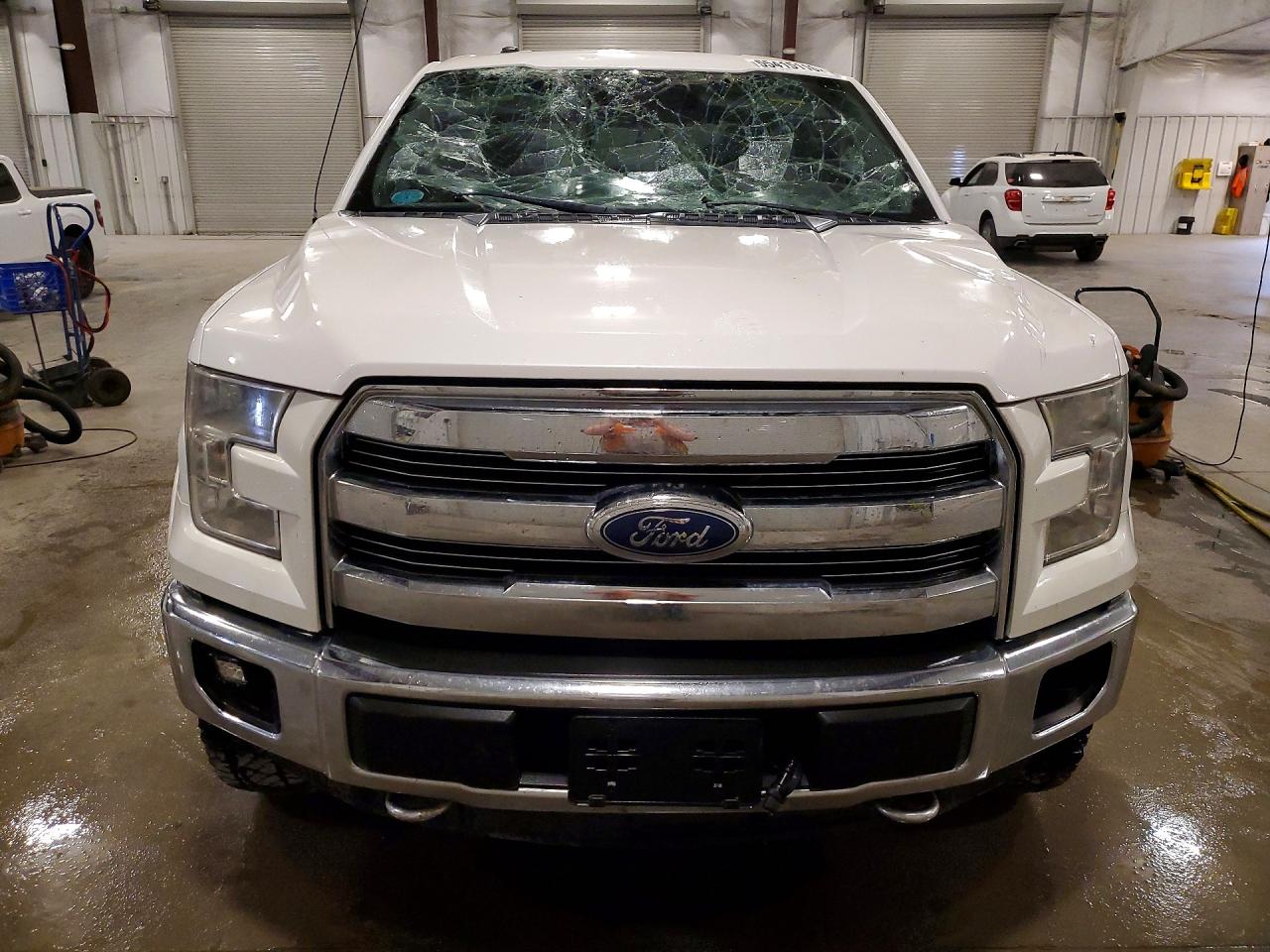 2015 Ford F150 Supercrew White vin: 1FTEW1EP9FFA62342
