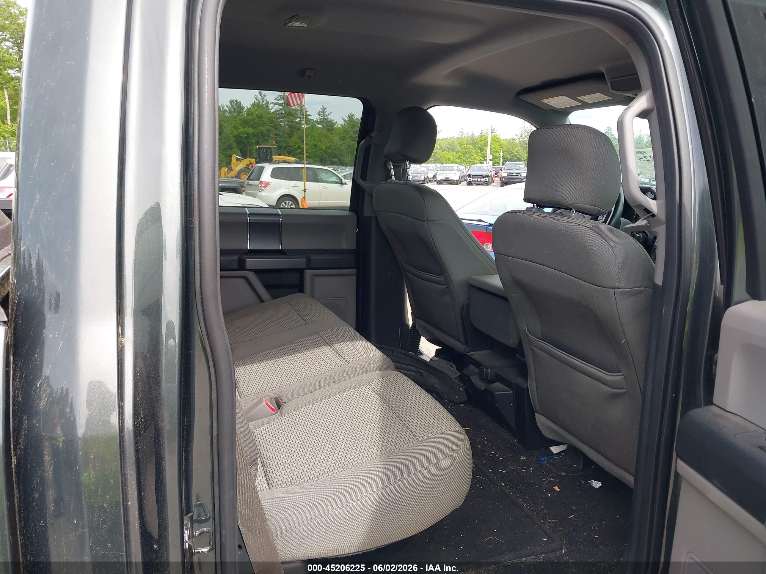 2015 Ford F-150 Xlt Green vin: 1FTEW1EP9FFB27870