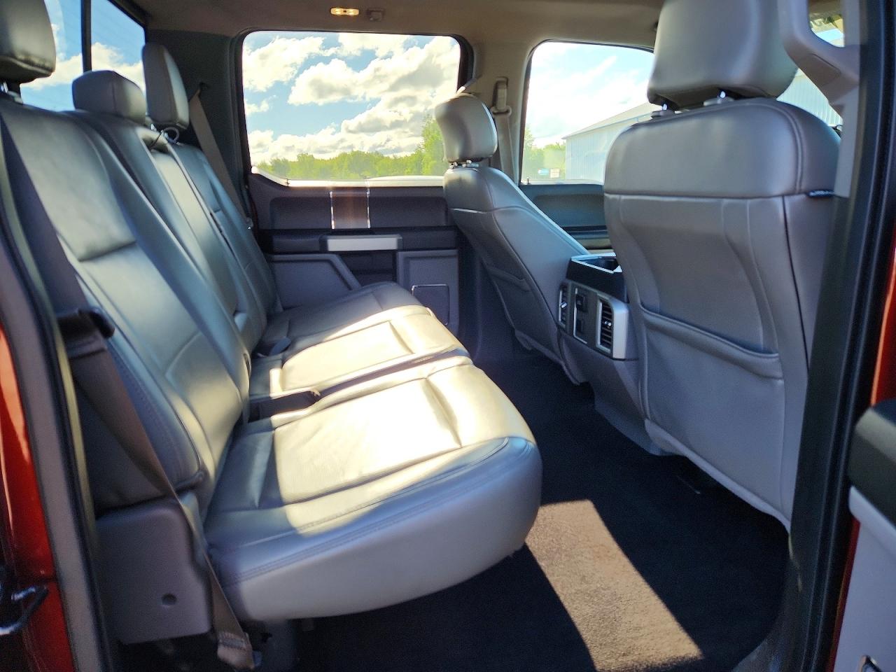 2015 Ford F150 Supercrew Burgundy vin: 1FTEW1EP9FFC50097