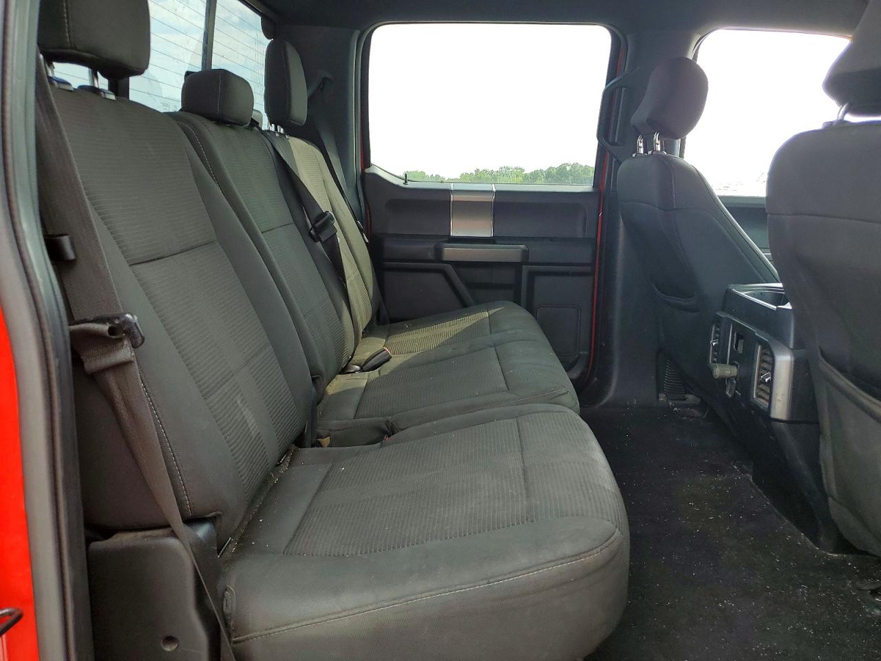 2015 Ford F150 Supercrew Red vin: 1FTEW1EP9FFC60886