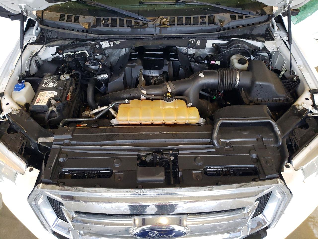 2015 Ford F150 Supercrew White vin: 1FTEW1EP9FKF24695