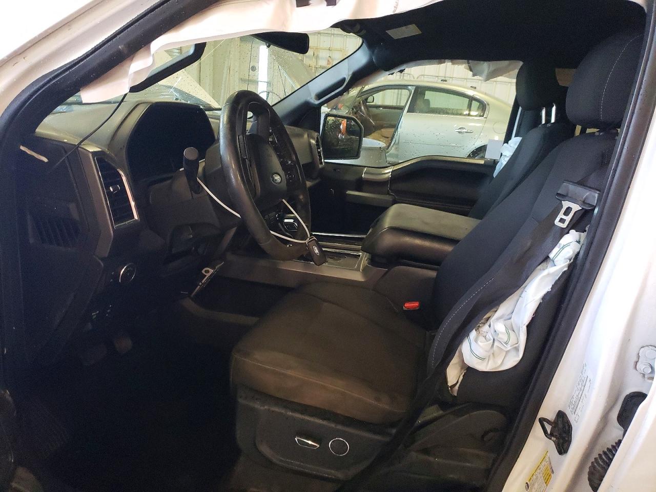 2015 Ford F150 Supercrew White vin: 1FTEW1EP9FKF24695