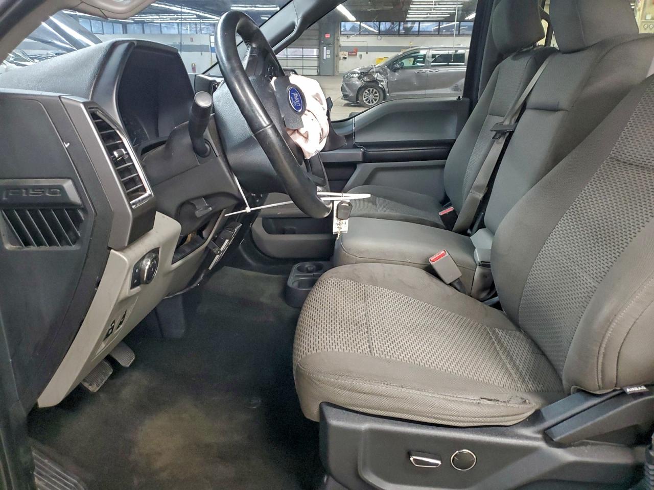 2015 Ford F150 Supercrew Gray vin: 1FTEW1EPXFFB43933