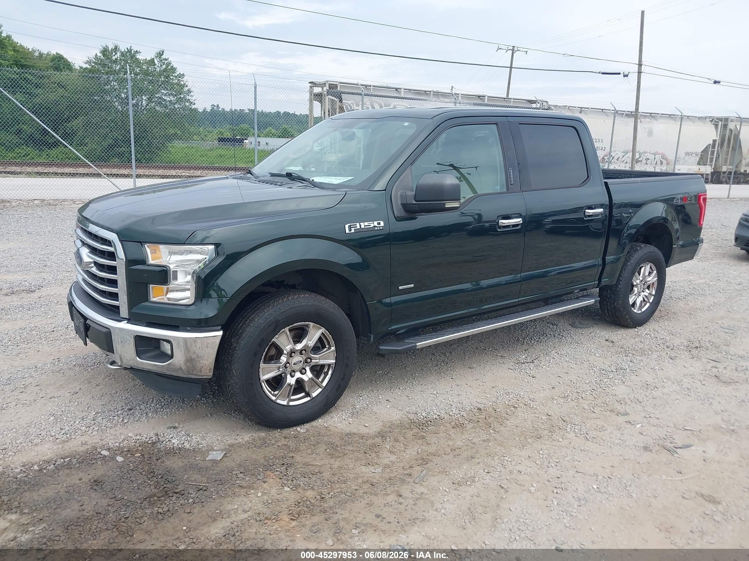 2015 Ford F-150 Xlt Green vin: 1FTEW1EPXFFB59081