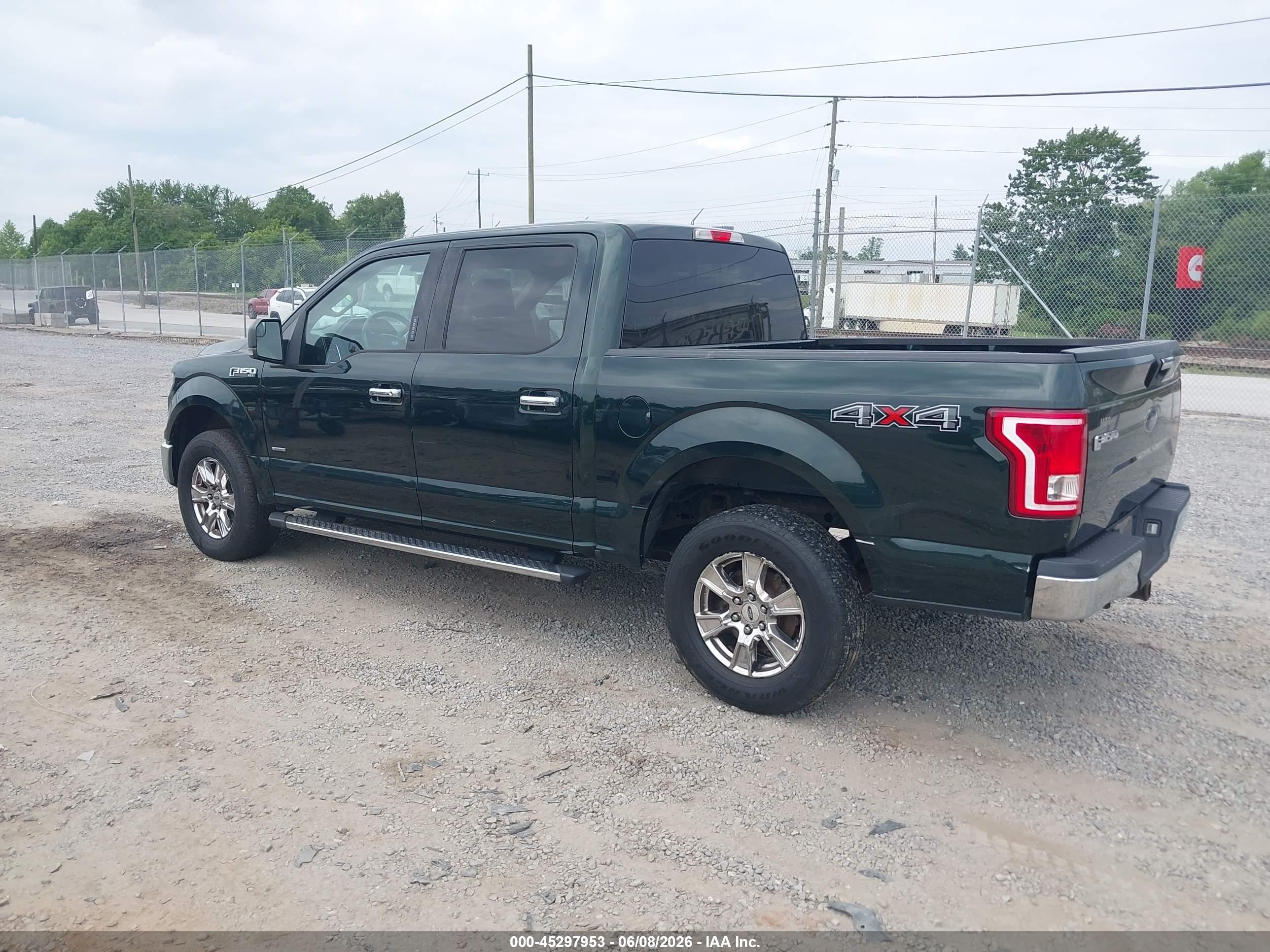2015 Ford F-150 Xlt Green vin: 1FTEW1EPXFFB59081