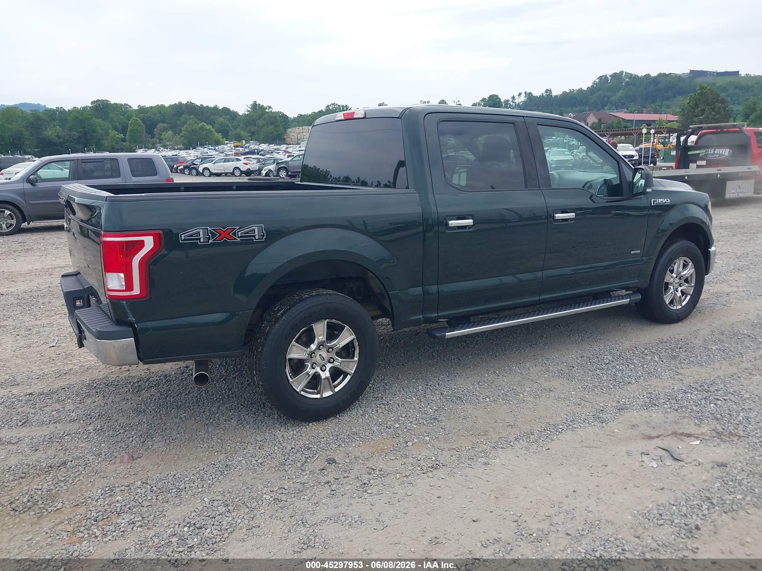 2015 Ford F-150 Xlt Green vin: 1FTEW1EPXFFB59081