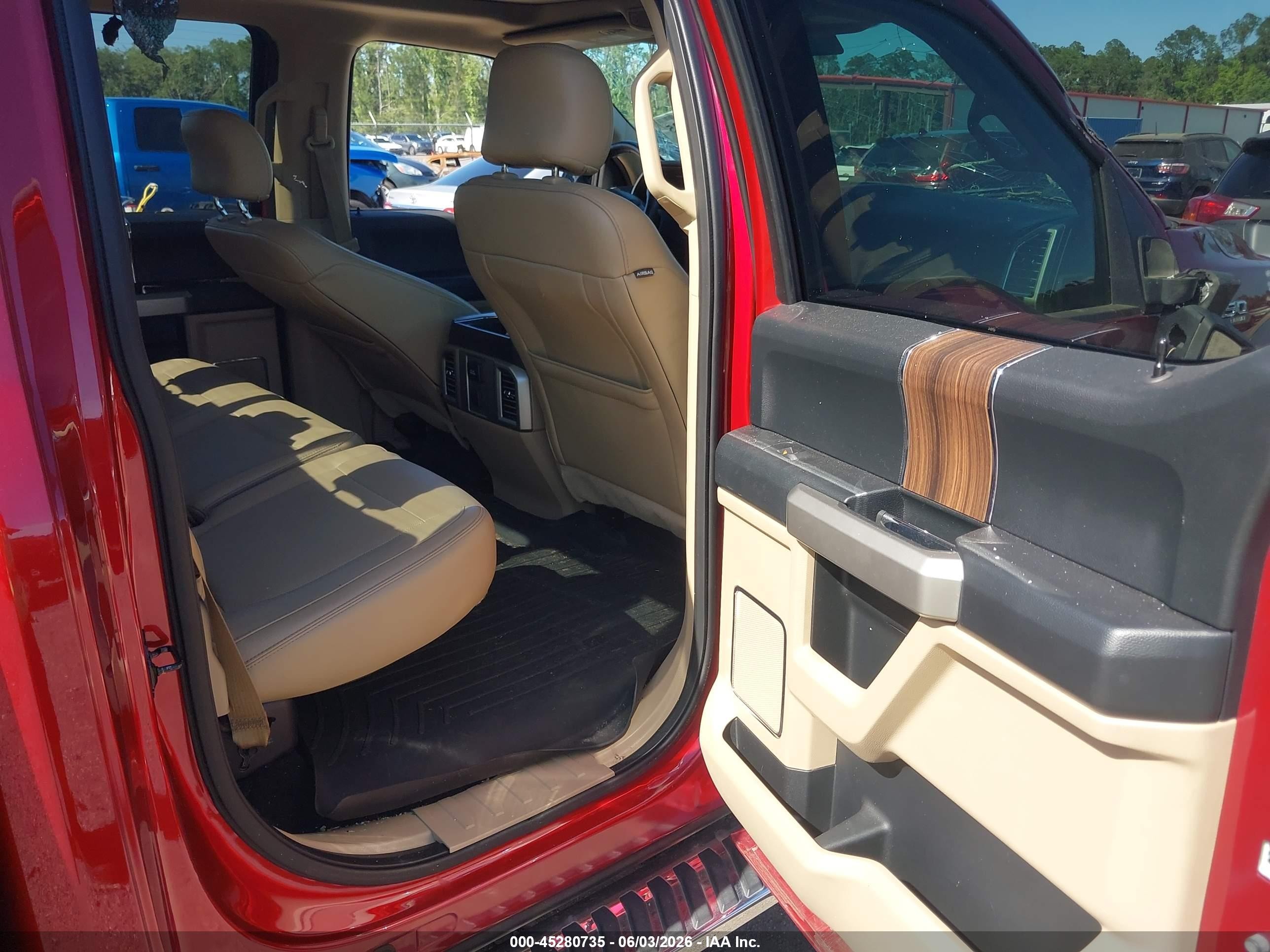 2015 Ford F-150 Lariat Красный vin: 1FTEW1EPXFFC27119