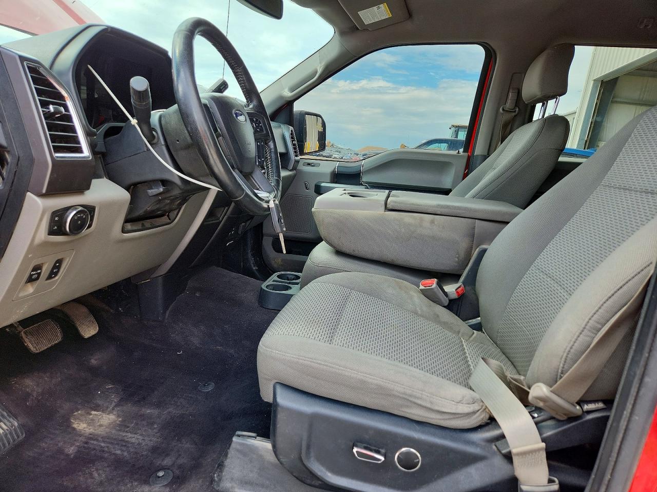 2015 Ford F150 Supercrew Red vin: 1FTEW1EPXFKD84947
