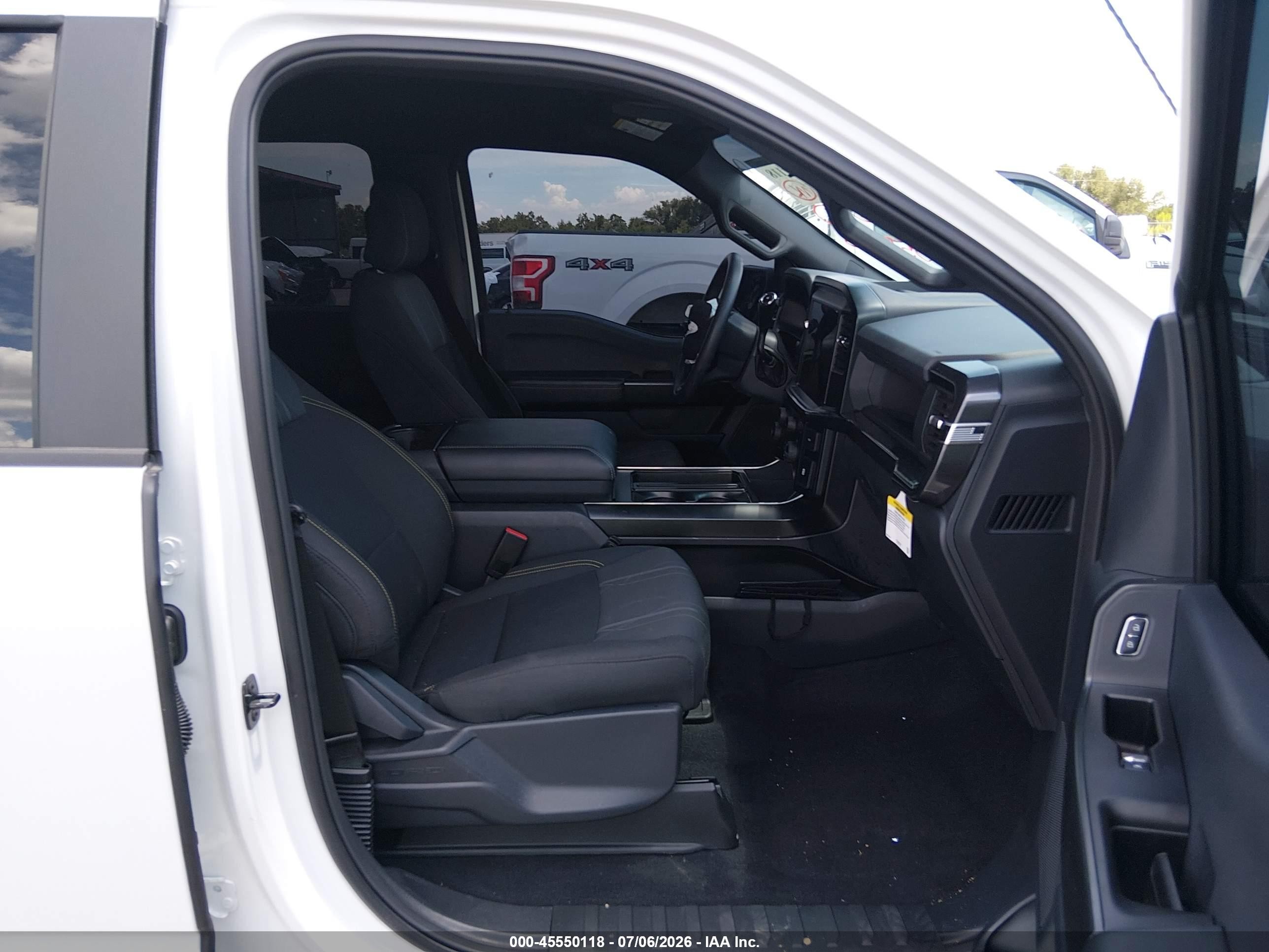 2025 Ford F-150 Stx White vin: 1FTEW2KP4SKF20848