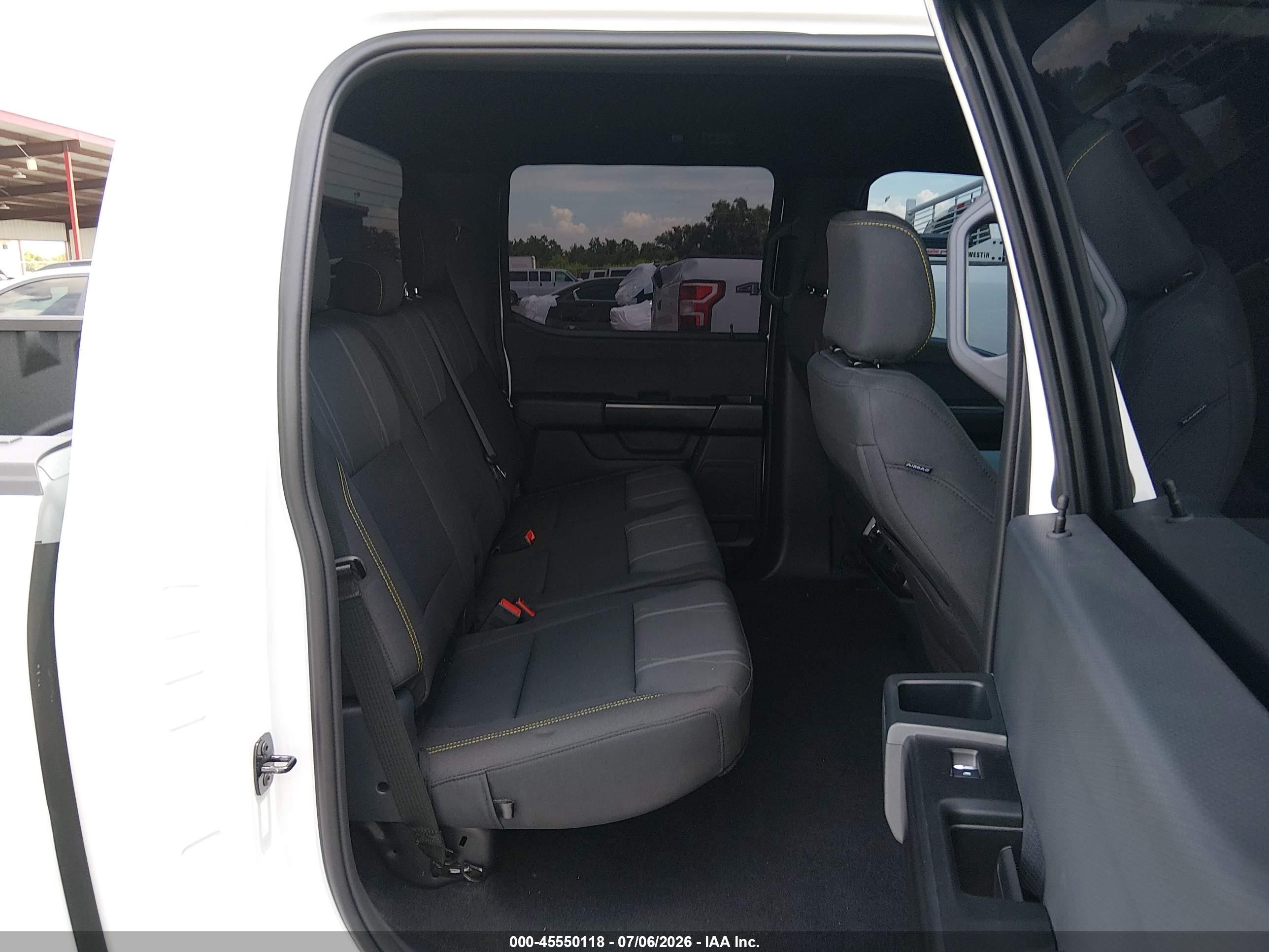 2025 Ford F-150 Stx White vin: 1FTEW2KP4SKF20848