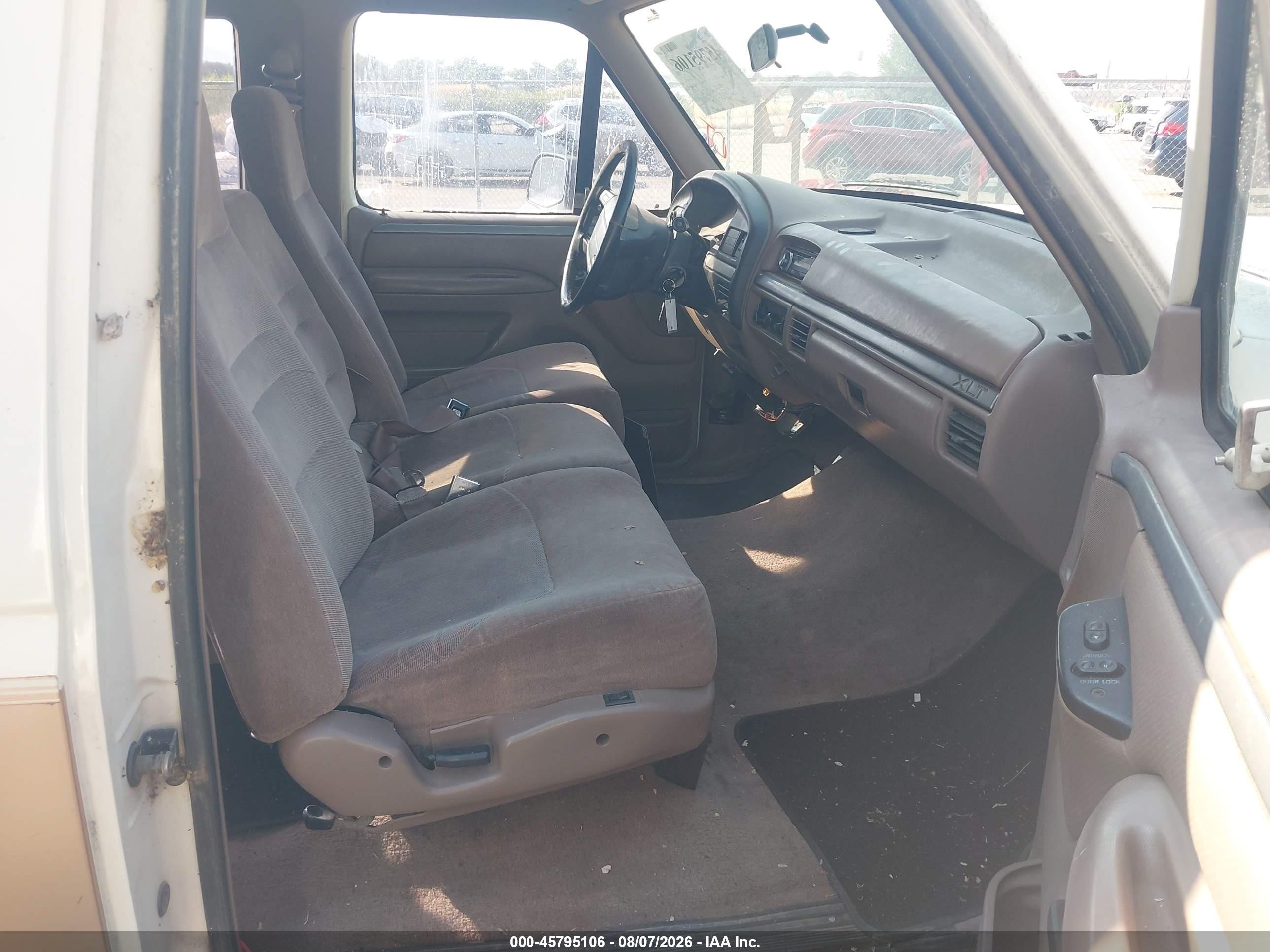 1995 Ford F150   Gold vin: 1FTEX14H1SKA04542