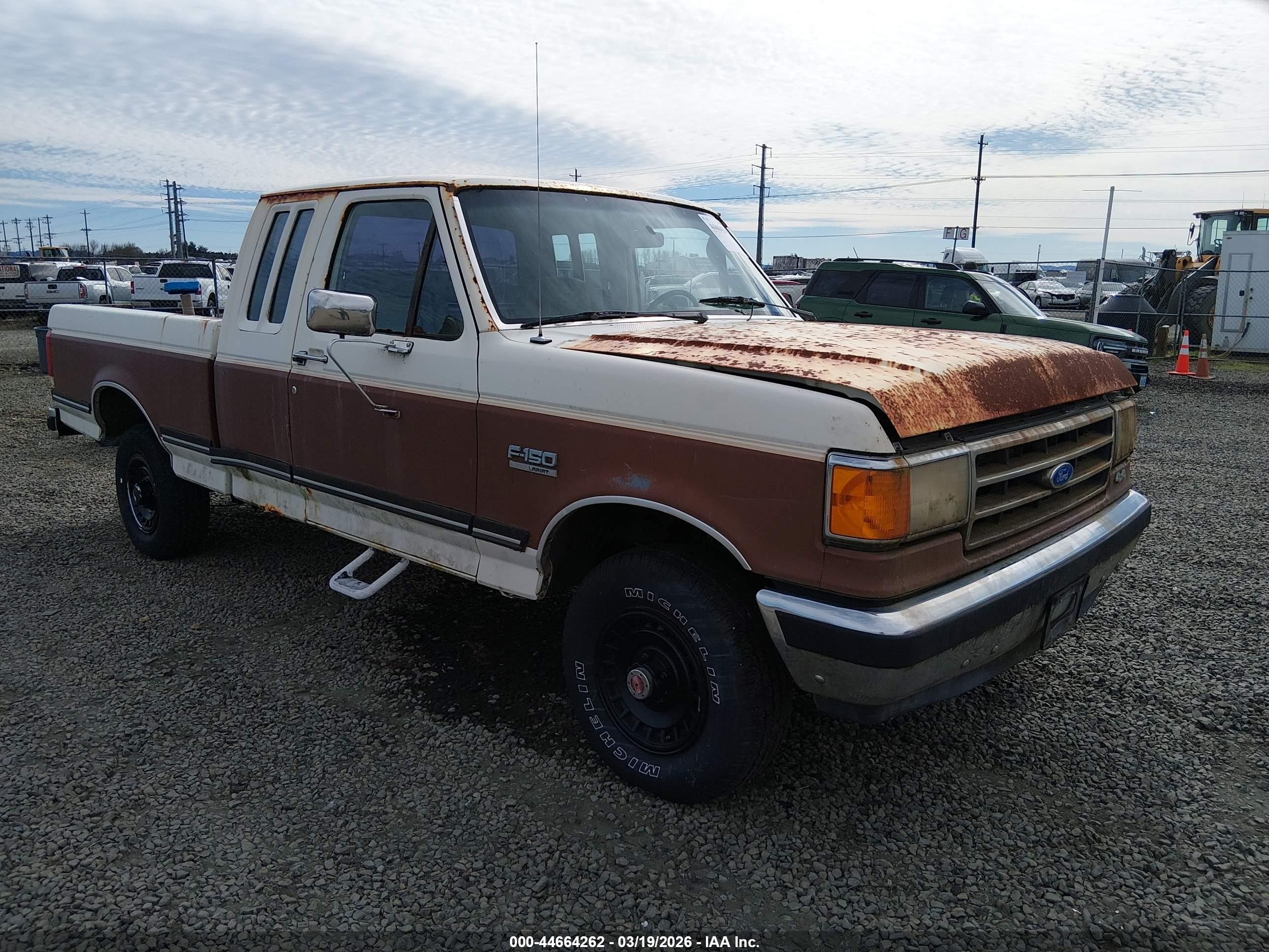 1989 Ford F150   Белый vin: 1FTEX14H4KKB54418