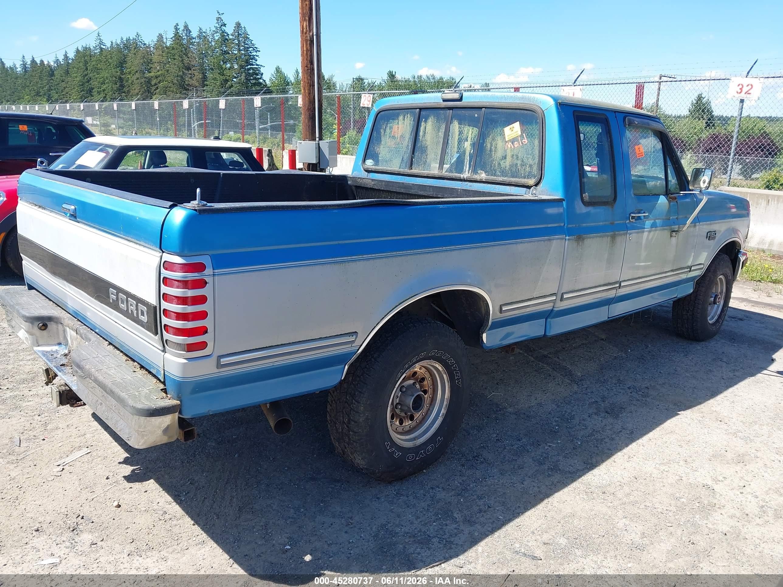 1993 Ford F150   Blue vin: 1FTEX14HXPKB09247