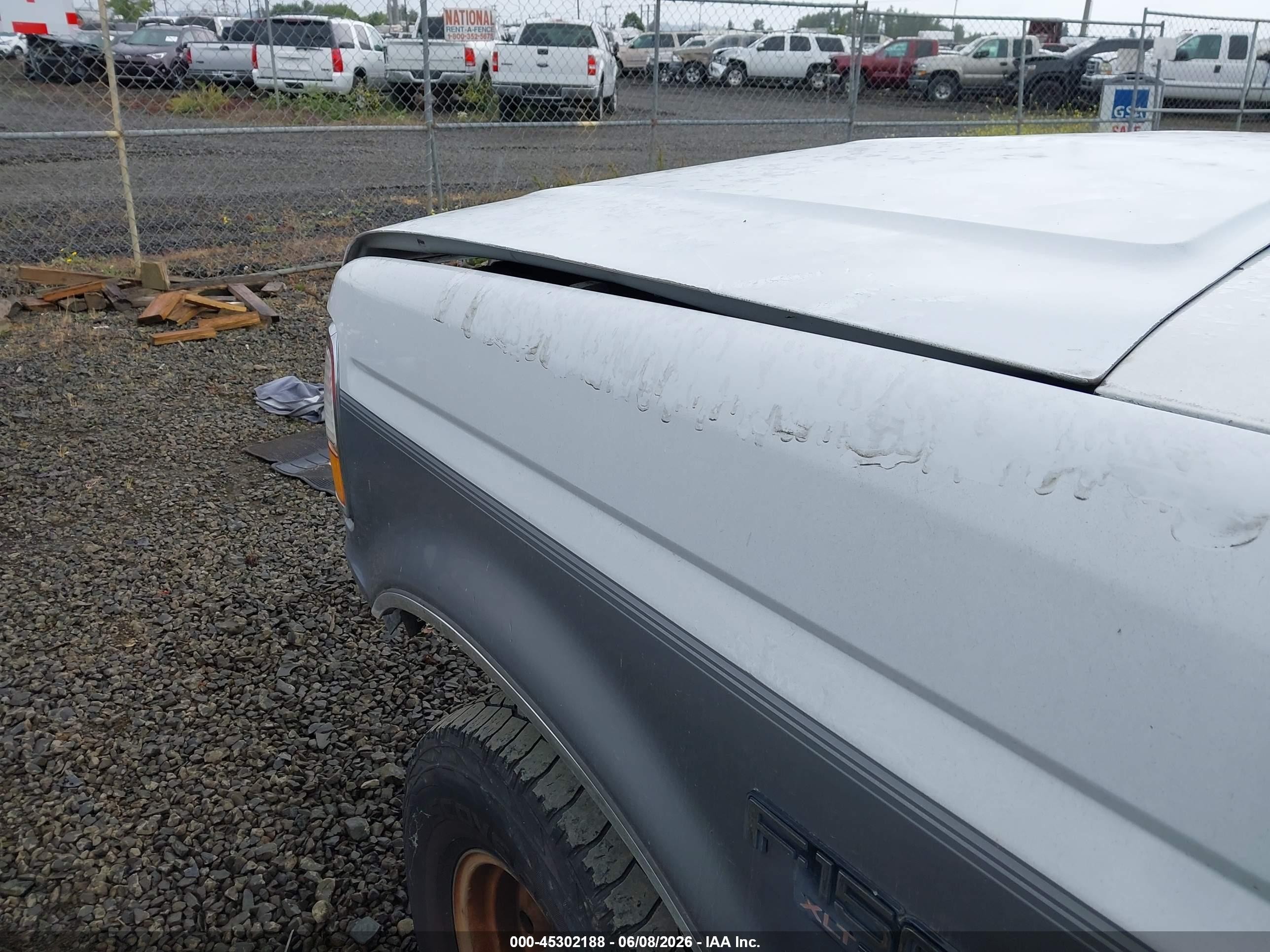1995 Ford F150   White vin: 1FTEX14HXSKA07049