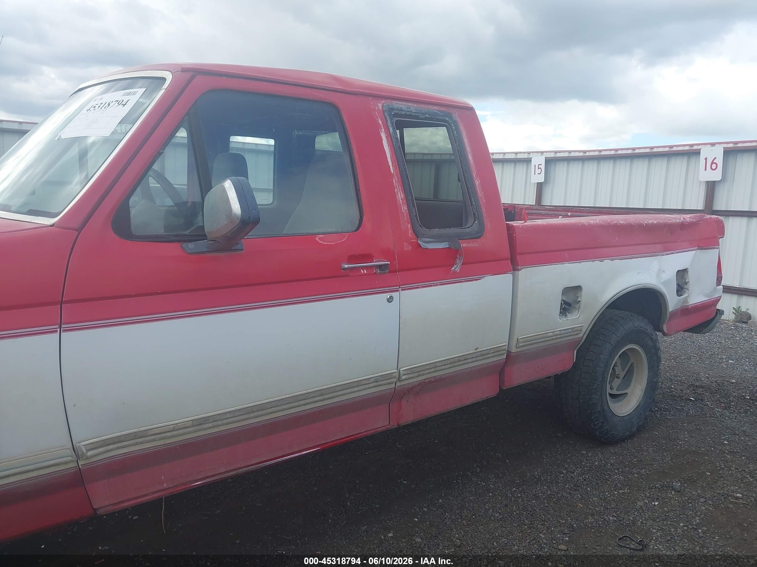 1996 Ford F150 Red vin: 1FTEX14HXTKA19221