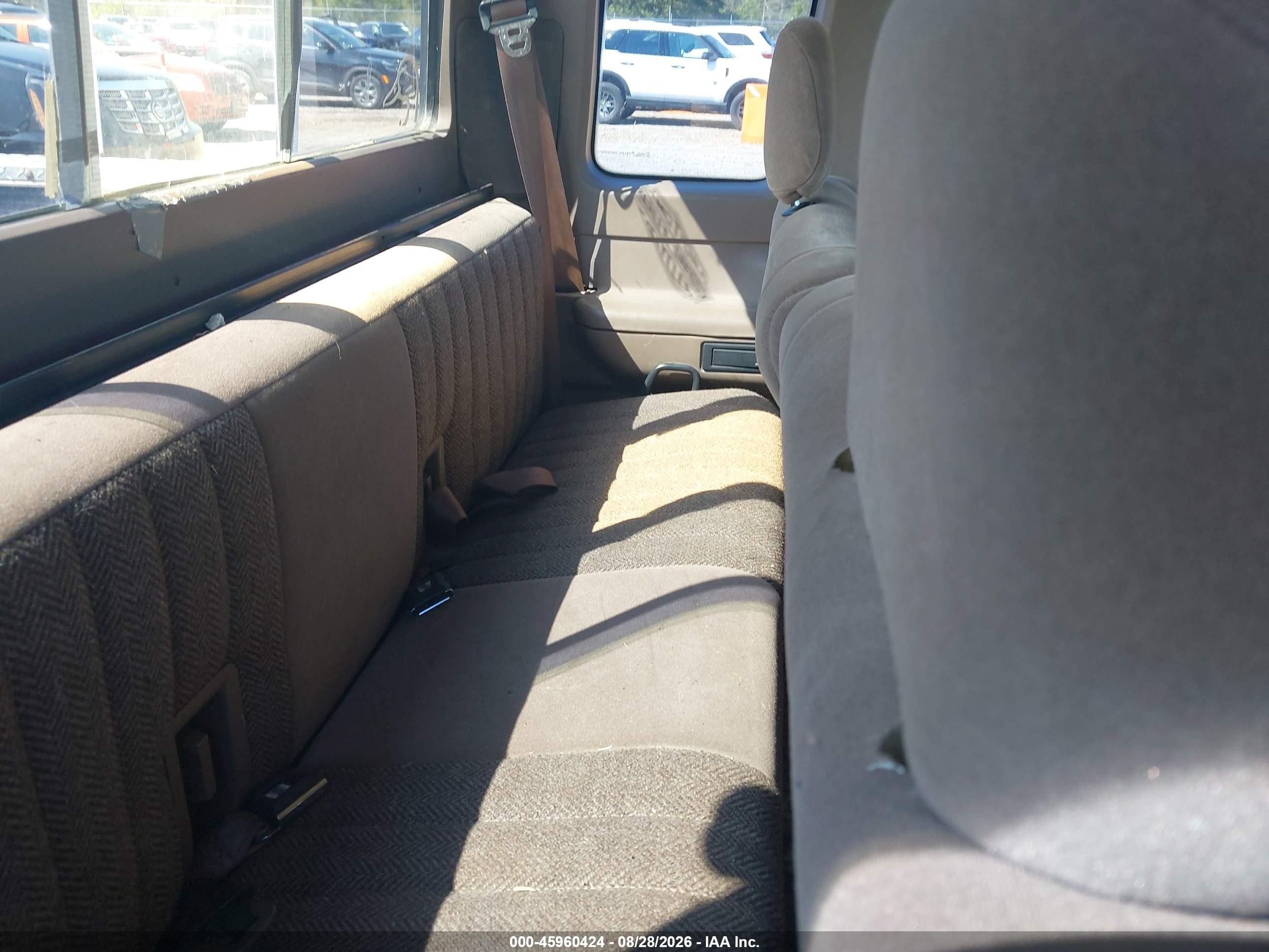 1992 Ford F150   Cream vin: 1FTEX14N1NKA11128