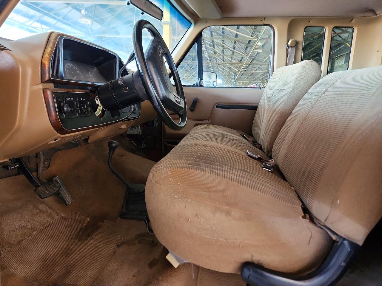 1990 Ford F150 Brown vin: 1FTEX14N5LKA49183