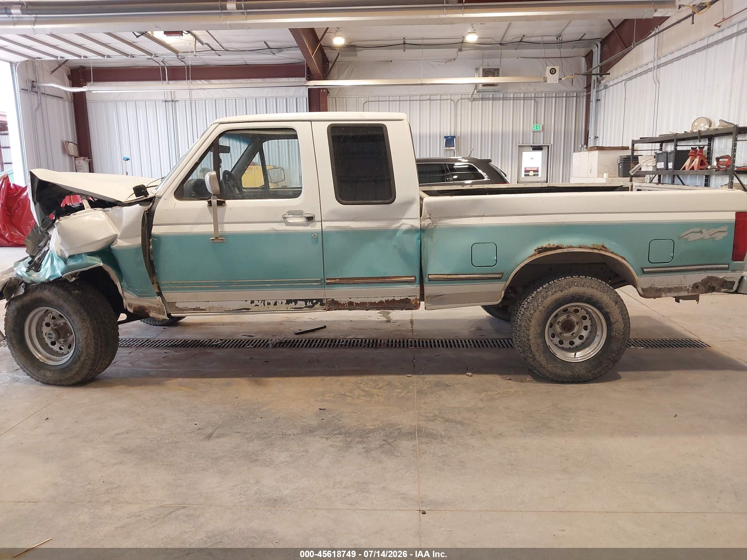 1994 Ford F150   Белый vin: 1FTEX14N5RKA21716