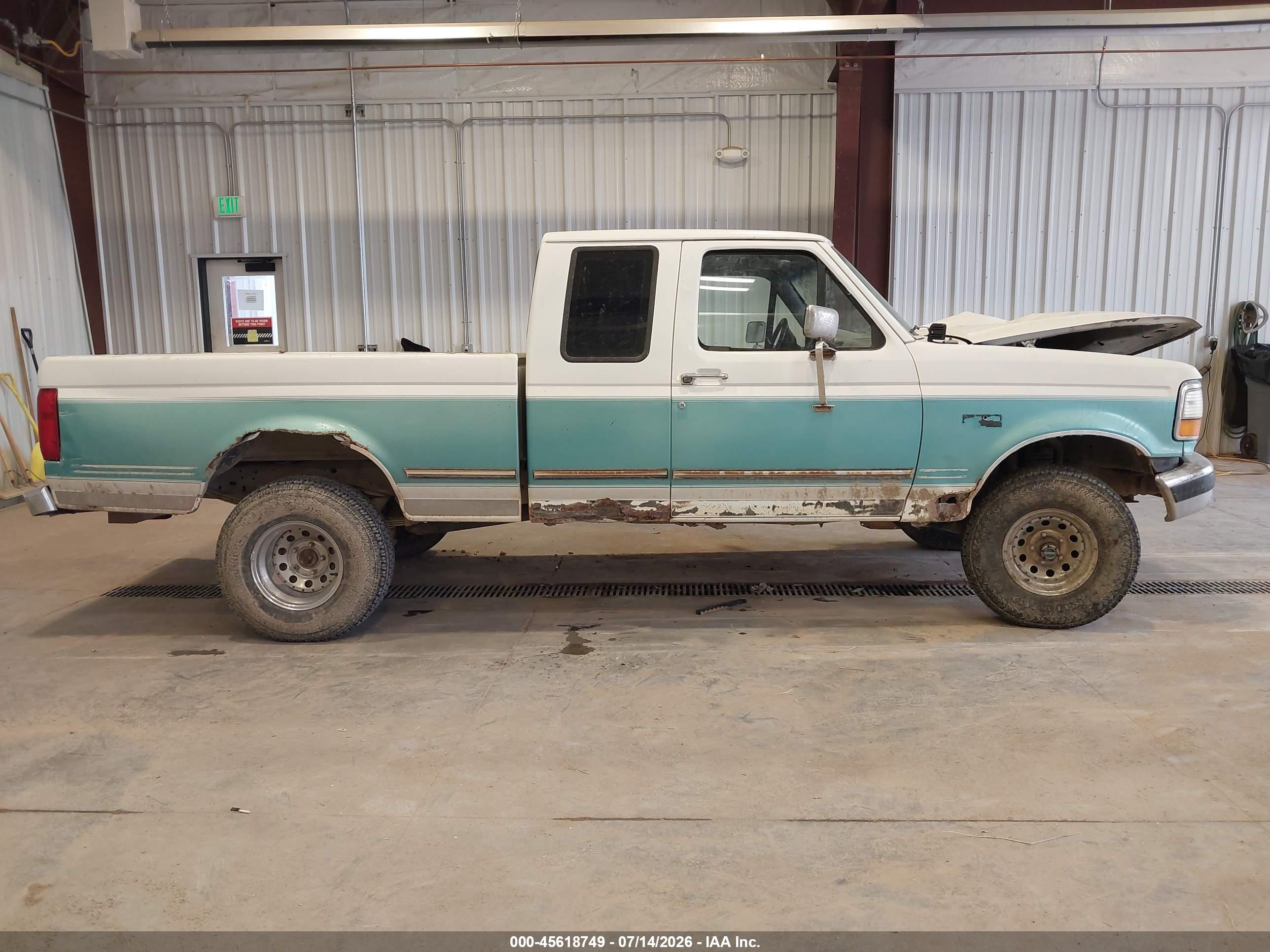 1994 Ford F150   Белый vin: 1FTEX14N5RKA21716