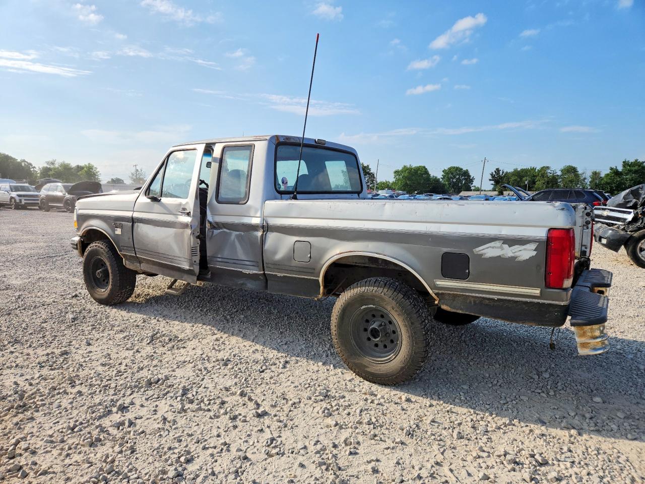1993 Ford F150 Silver vin: 1FTEX14N7PKB28537