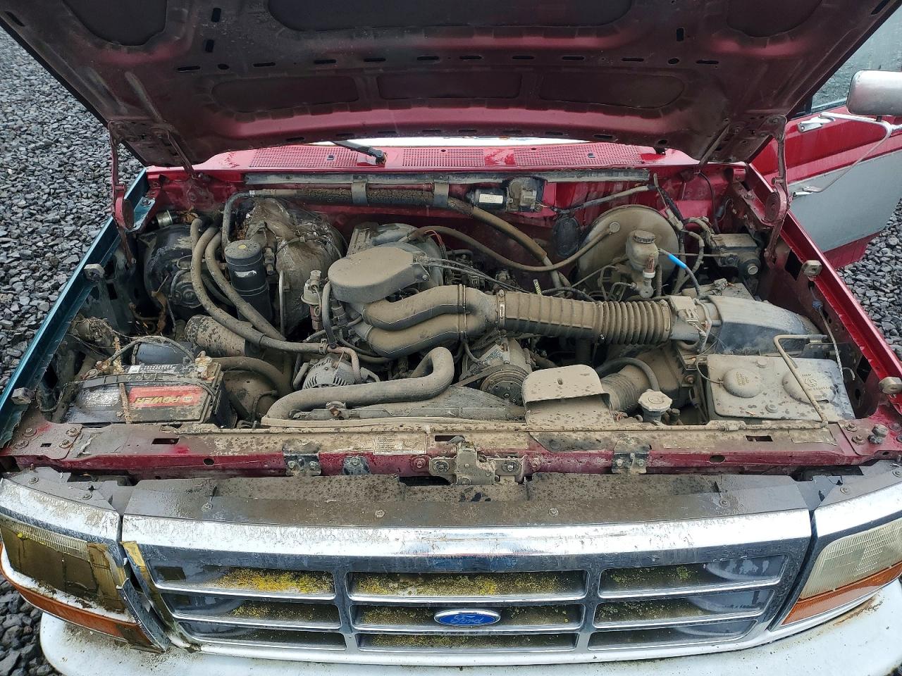 1995 Ford F150 Two Tone vin: 1FTEX14N9SKC29197