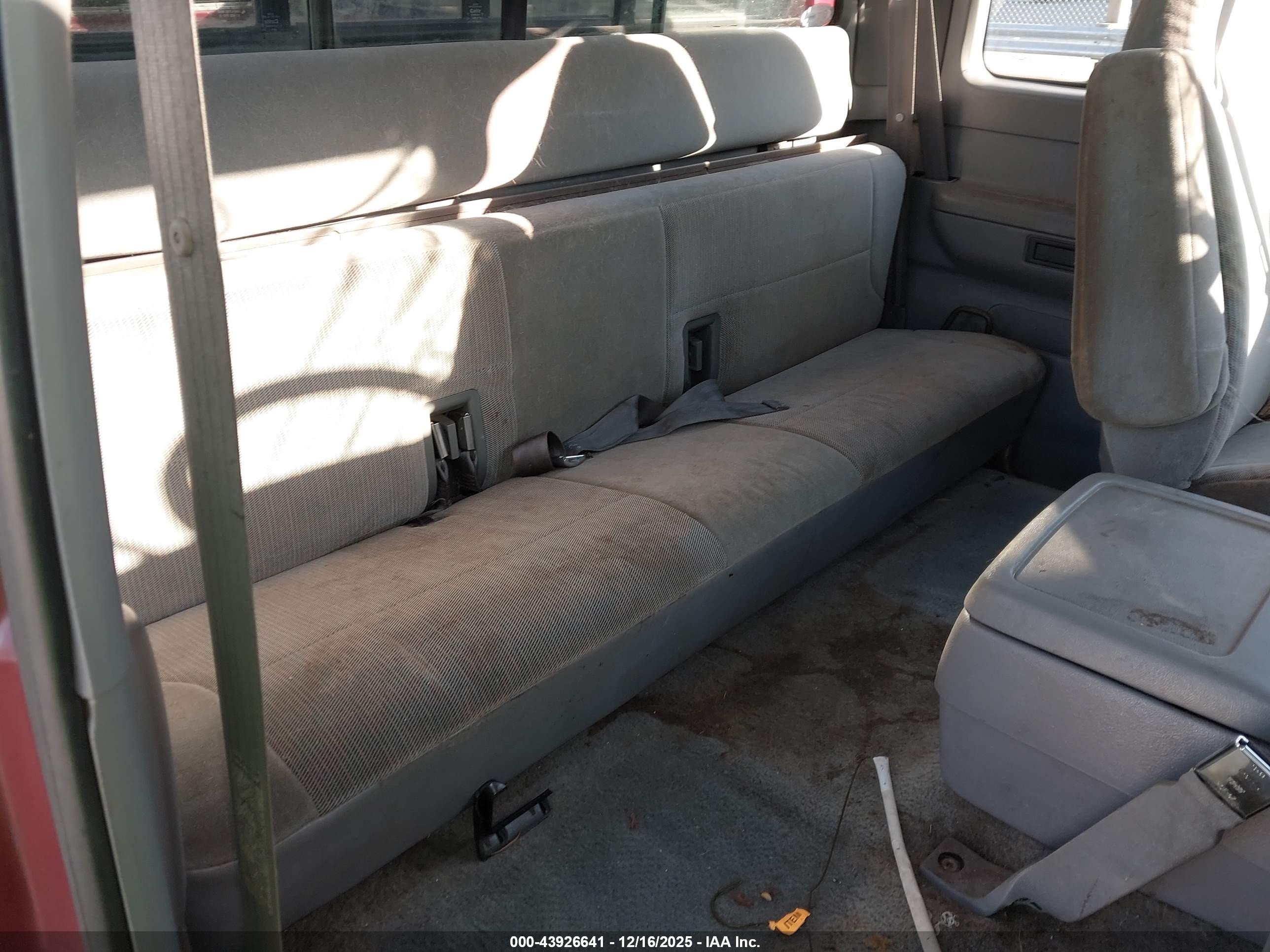 1994 Ford F150   Red vin: 1FTEX14NXRKA41136