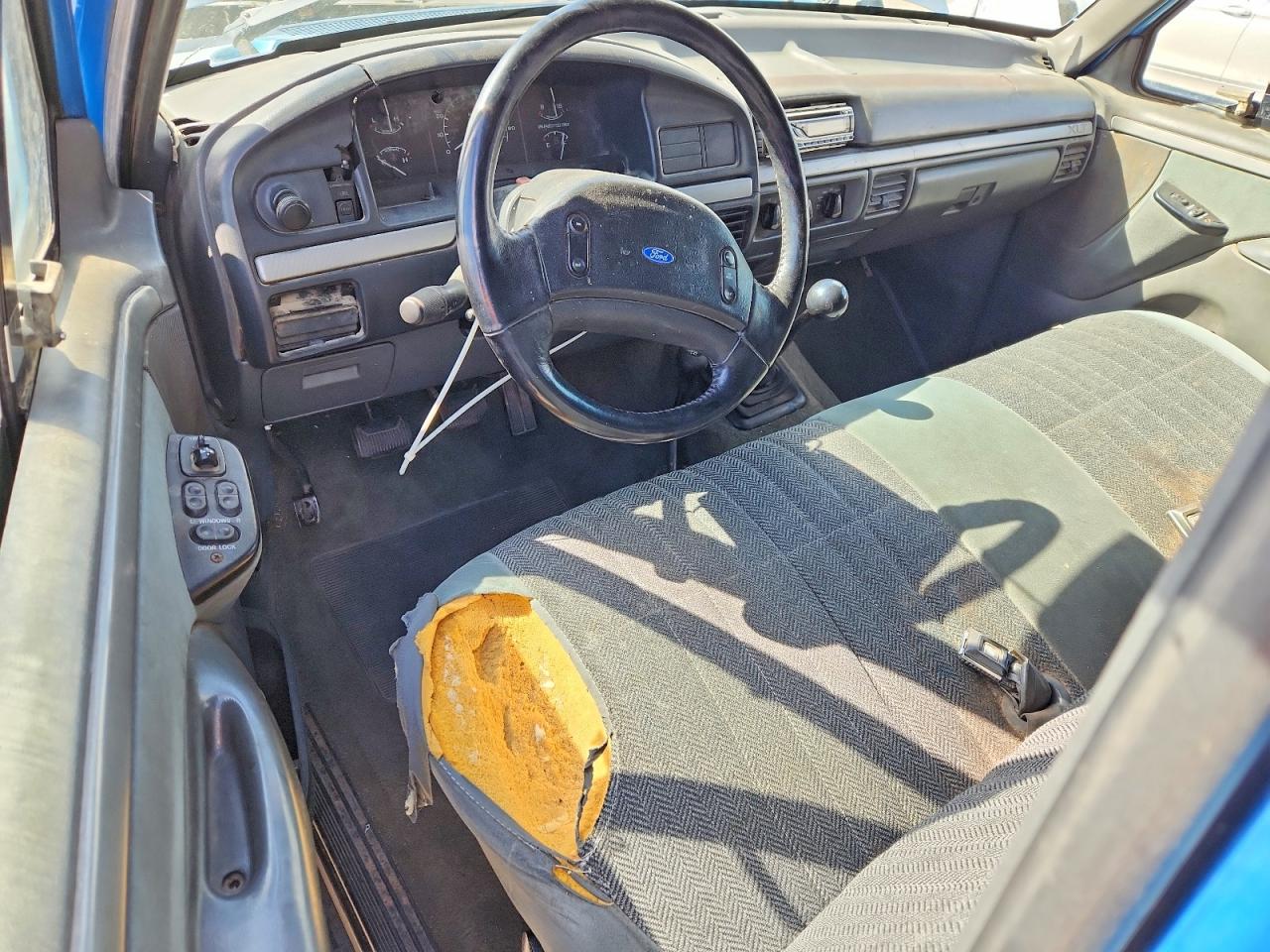 1993 Ford F150 Blue vin: 1FTEX14Y5PKB08409