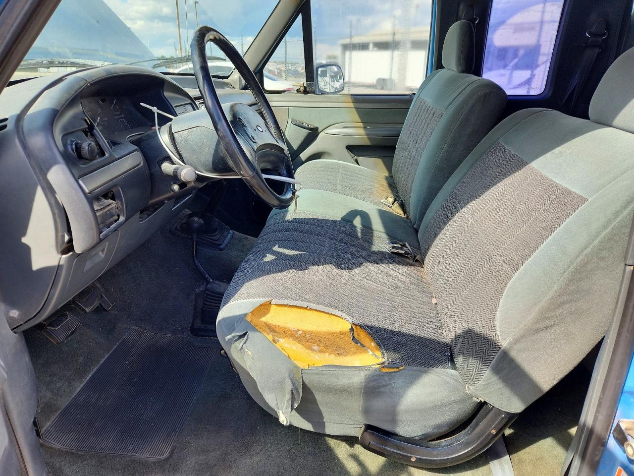 1993 Ford F150 Blue vin: 1FTEX14Y5PKB08409