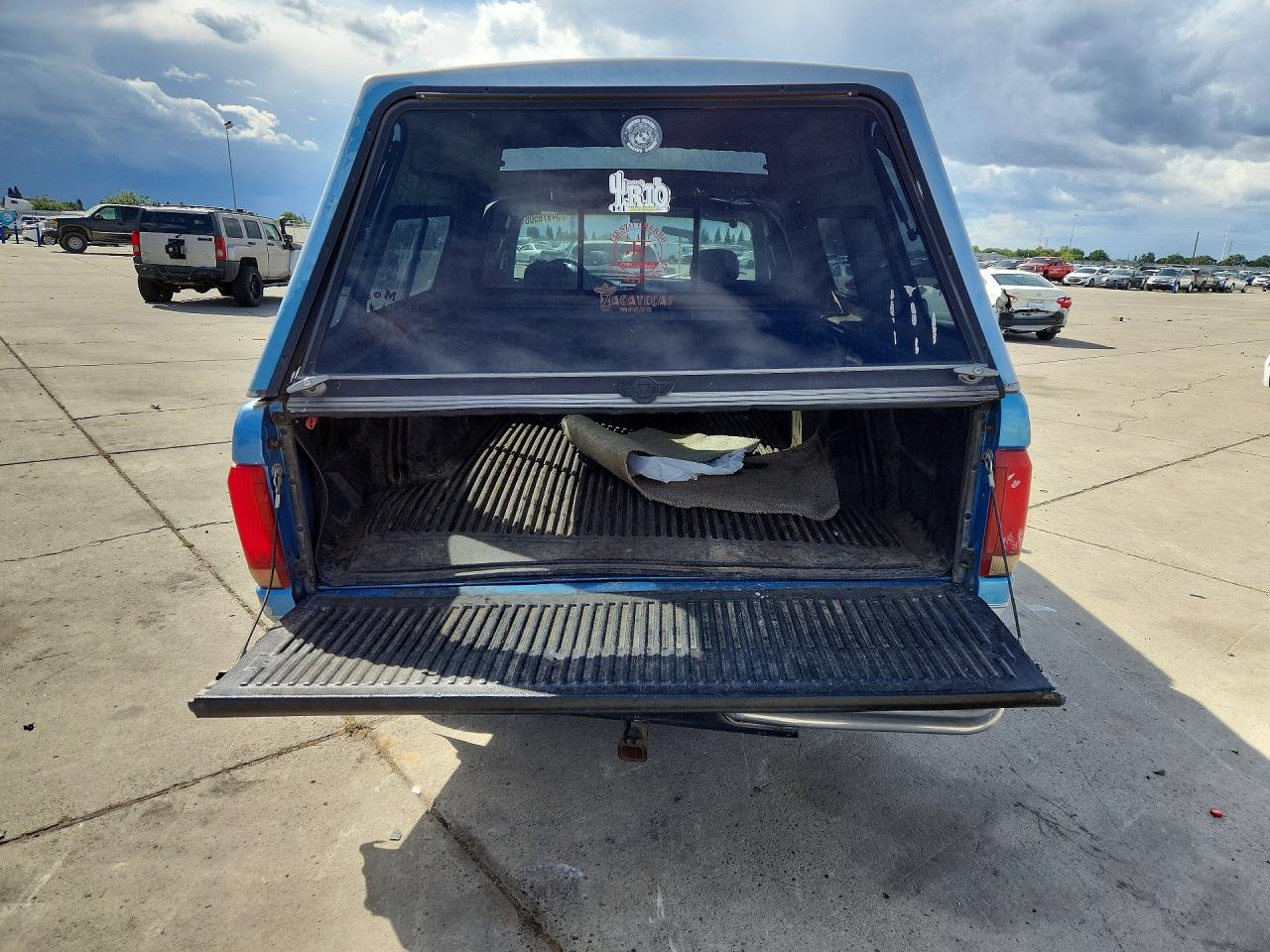 1993 Ford F150 Blue vin: 1FTEX14Y5PKB08409