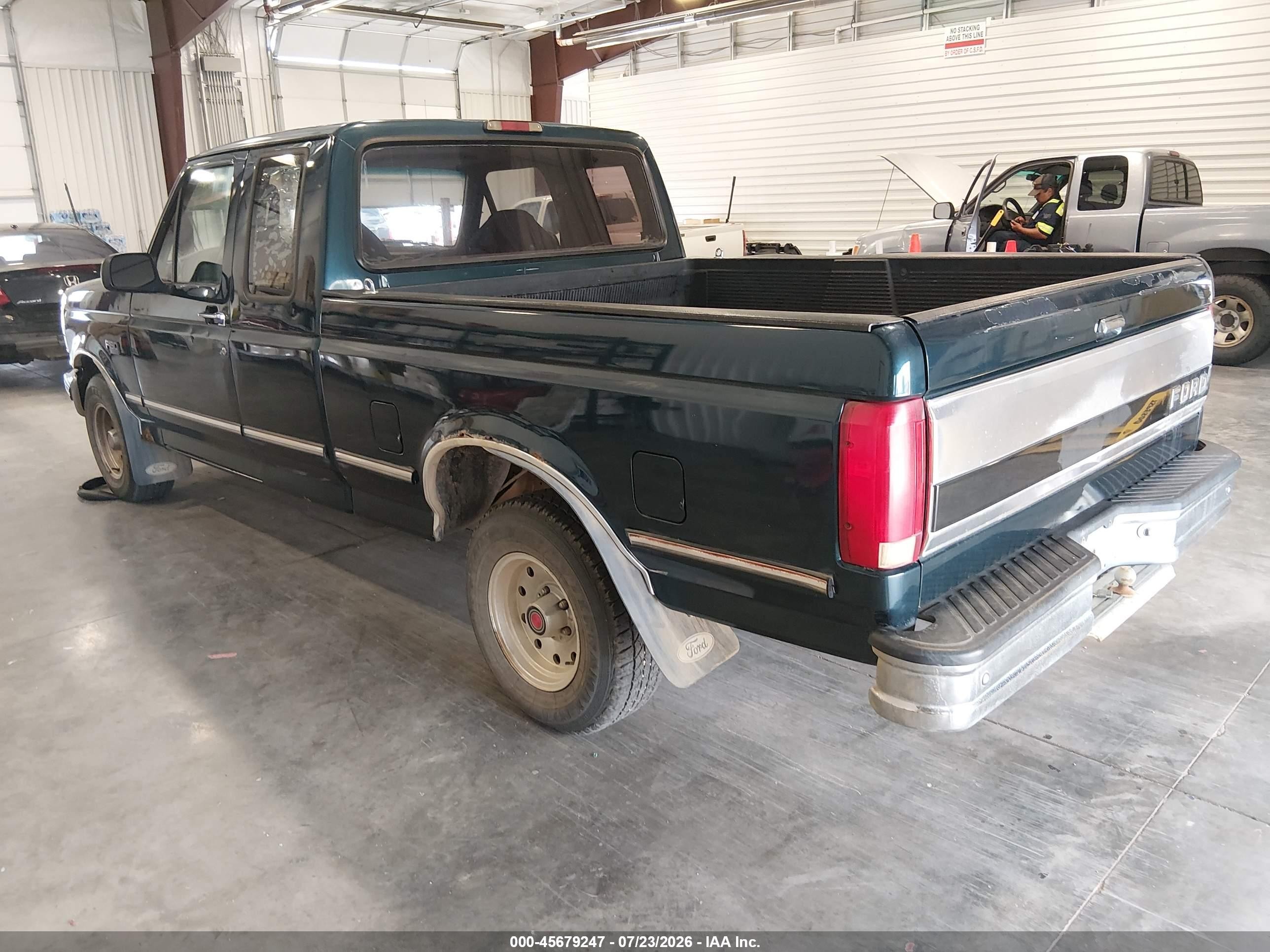 1994 Ford F150   Turquoise vin: 1FTEX15H6RKA23032