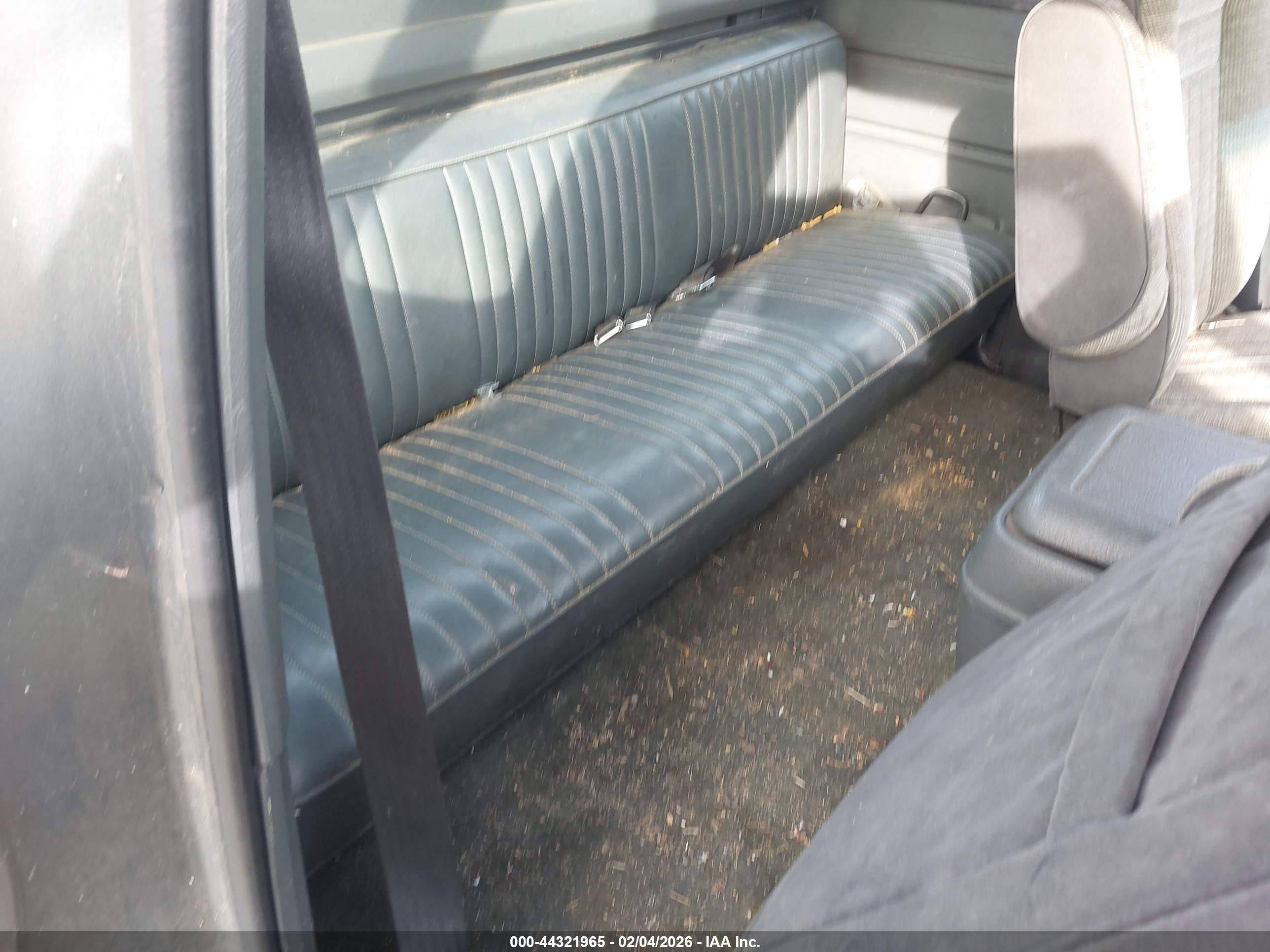 1989 Ford F150   Gray vin: 1FTEX15N0KKB24045