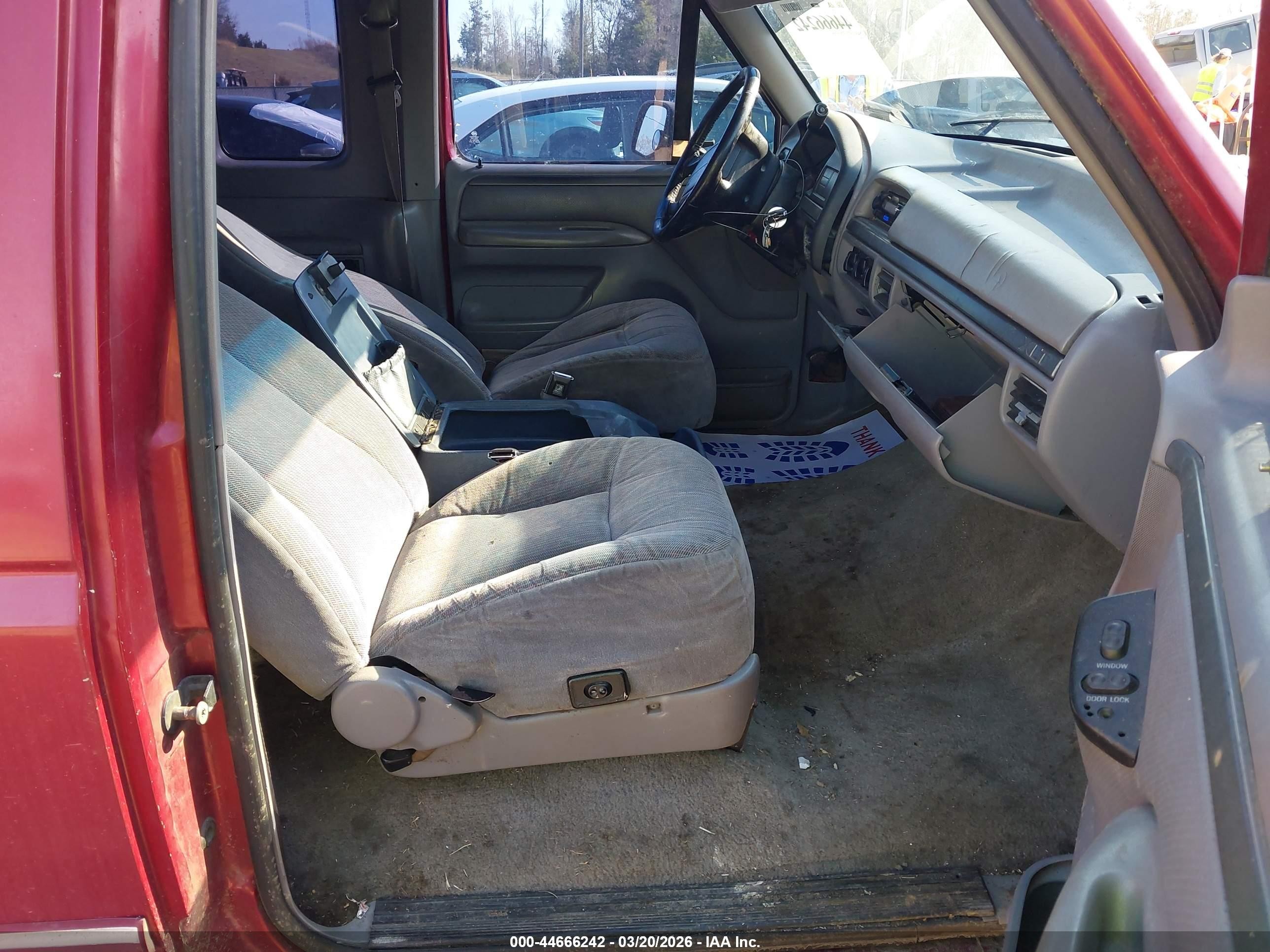 1994 Ford F150 Maroon vin: 1FTEX15N0RKA06538
