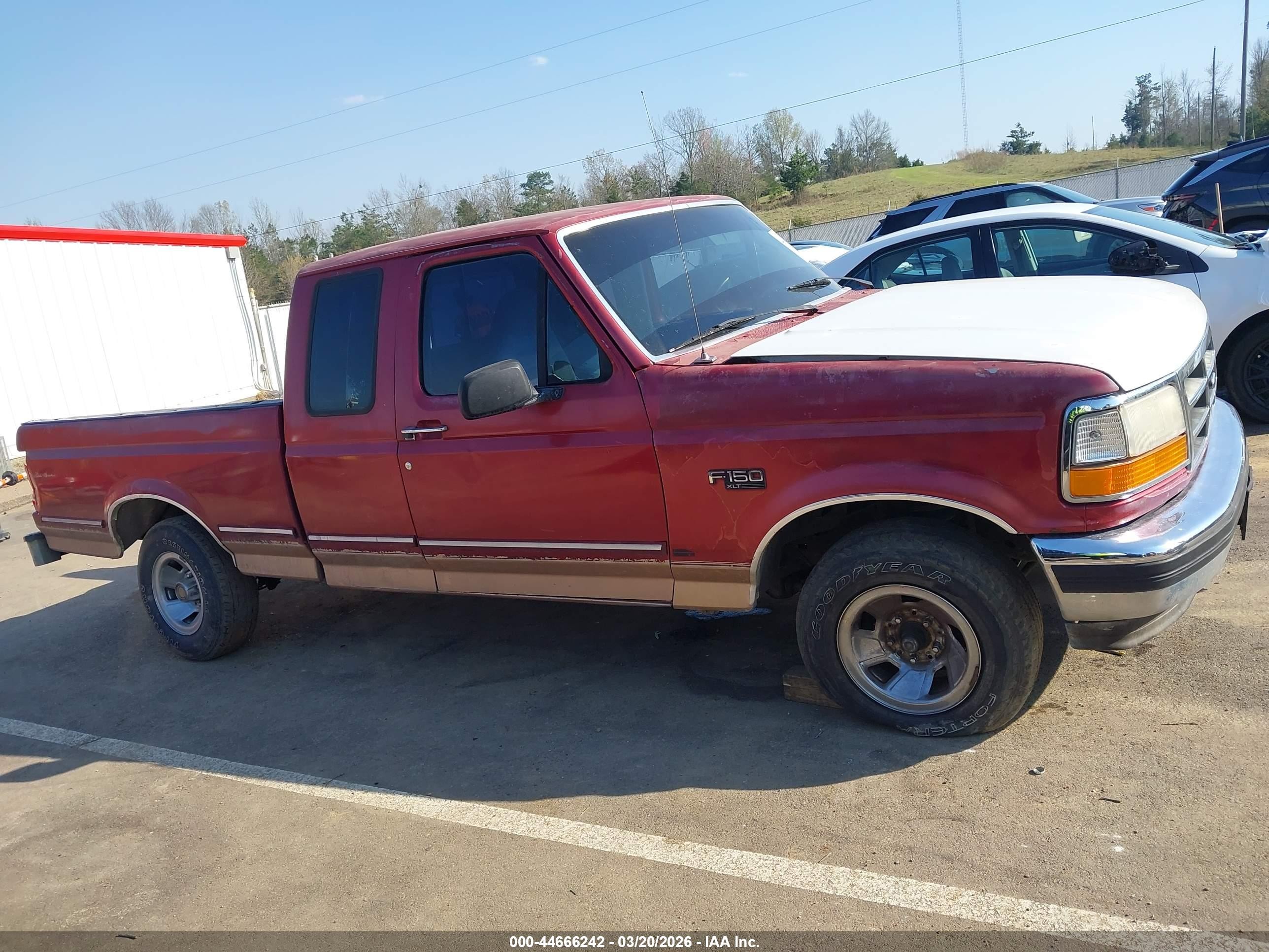 1994 Ford F150 Maroon vin: 1FTEX15N0RKA06538
