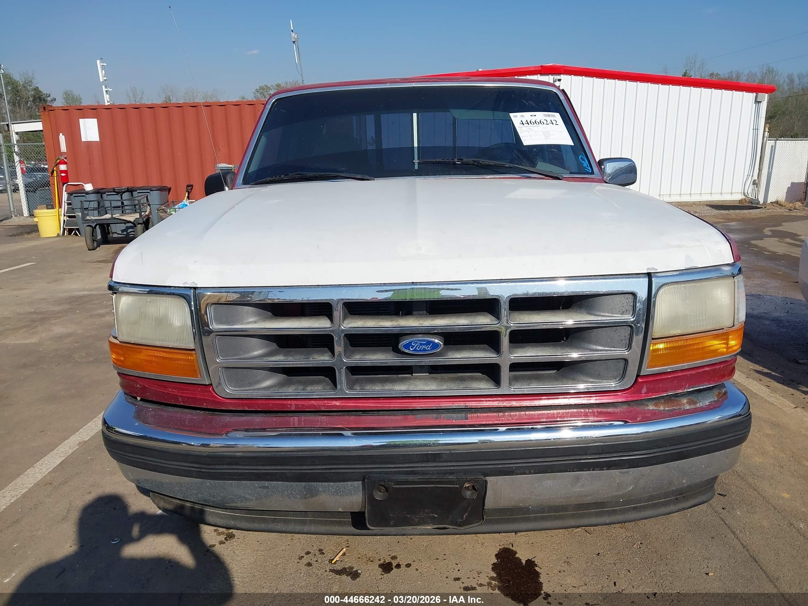 1994 Ford F150 Maroon vin: 1FTEX15N0RKA06538