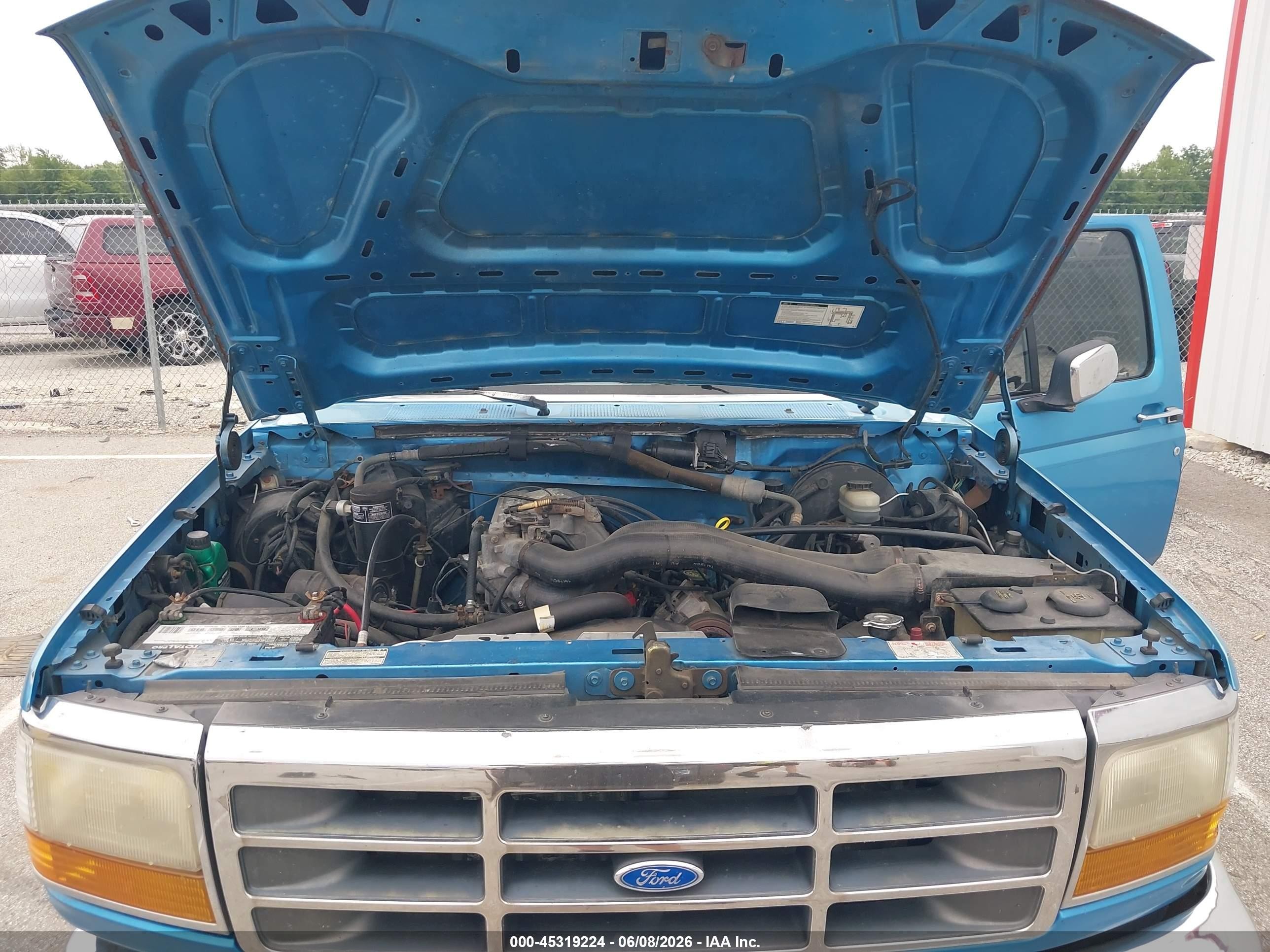1992 Ford F150   Light Blue vin: 1FTEX15N2NKA81154